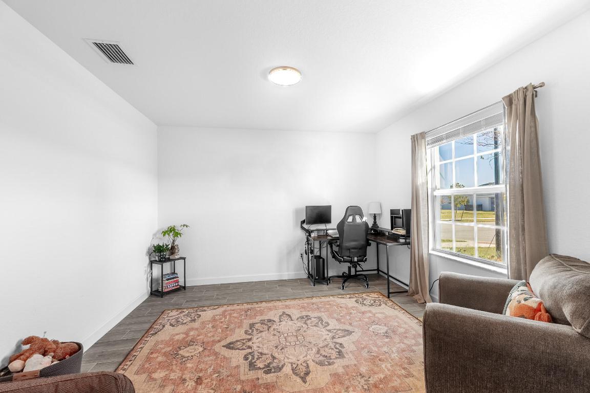 6300 NW Leafmore Lane, Port St. Lucie