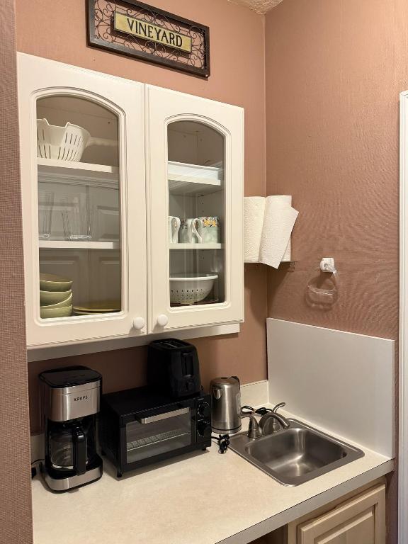 10035 Perfect Drive B-Side, Port St. Lucie Unit: B-Side