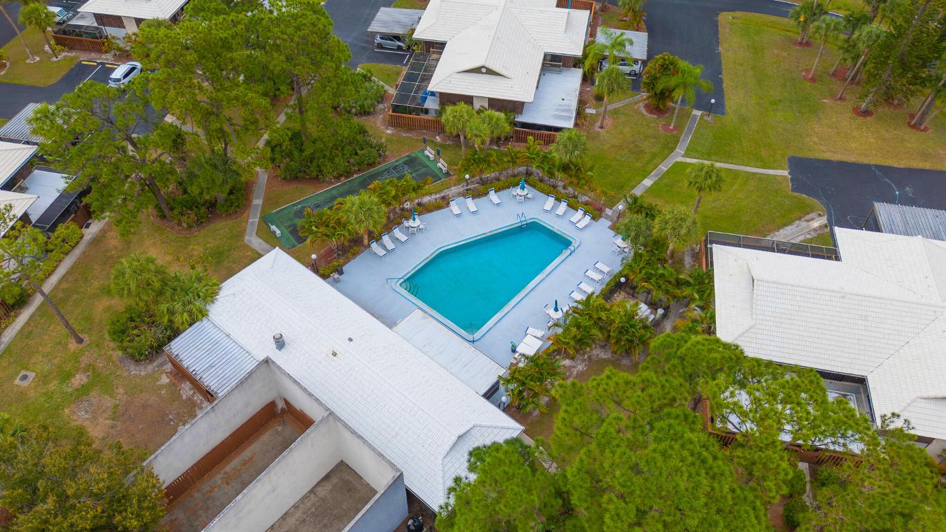 3204 SE Guenevere Lane, Port St. Lucie