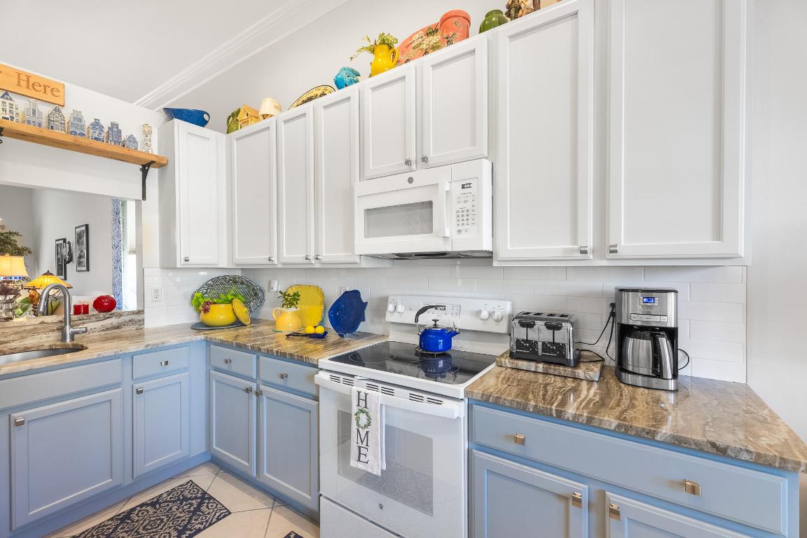 3785 NW Deer Oak Drive