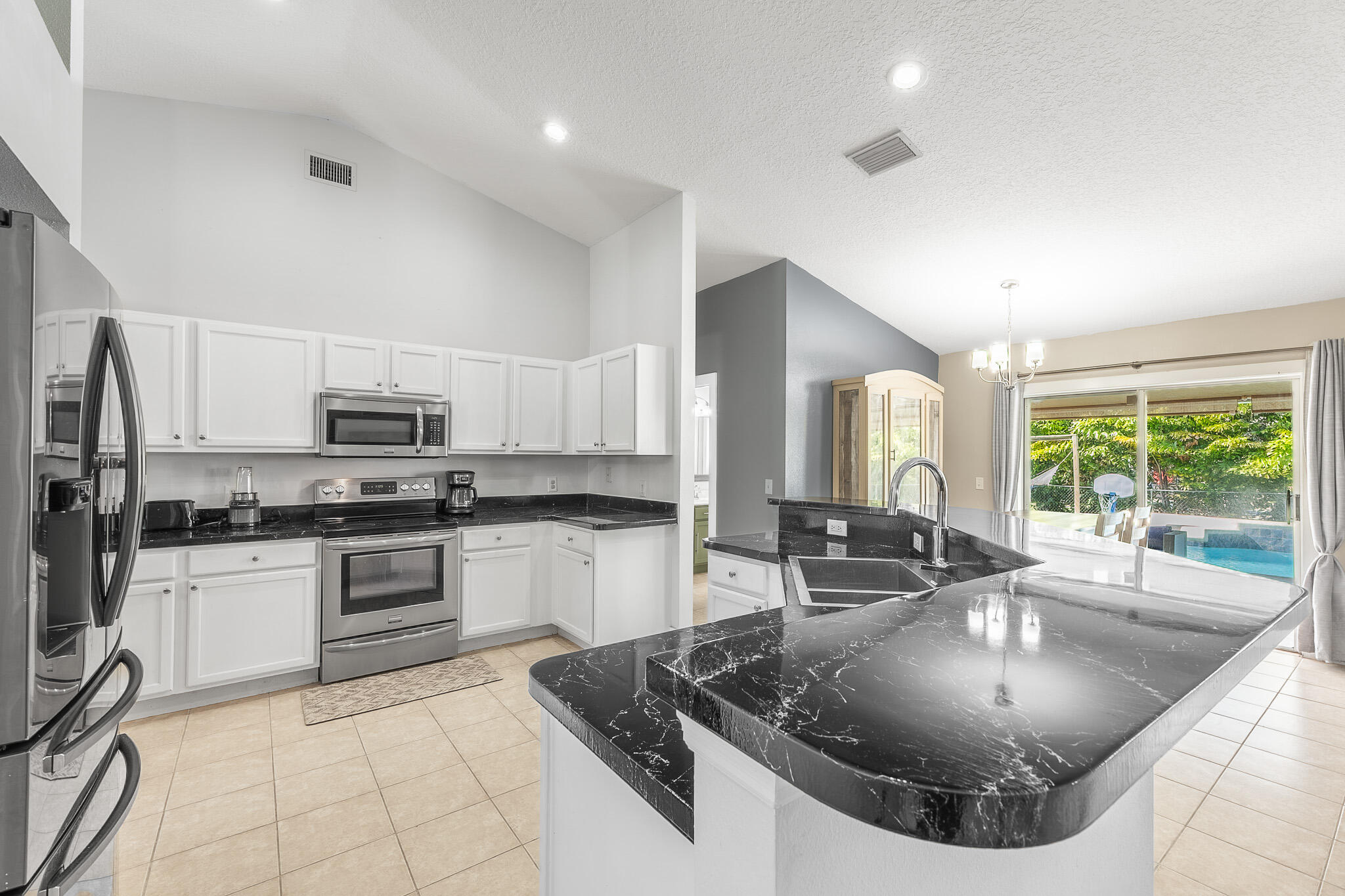 1852 SW Erie Street, Port St. Lucie