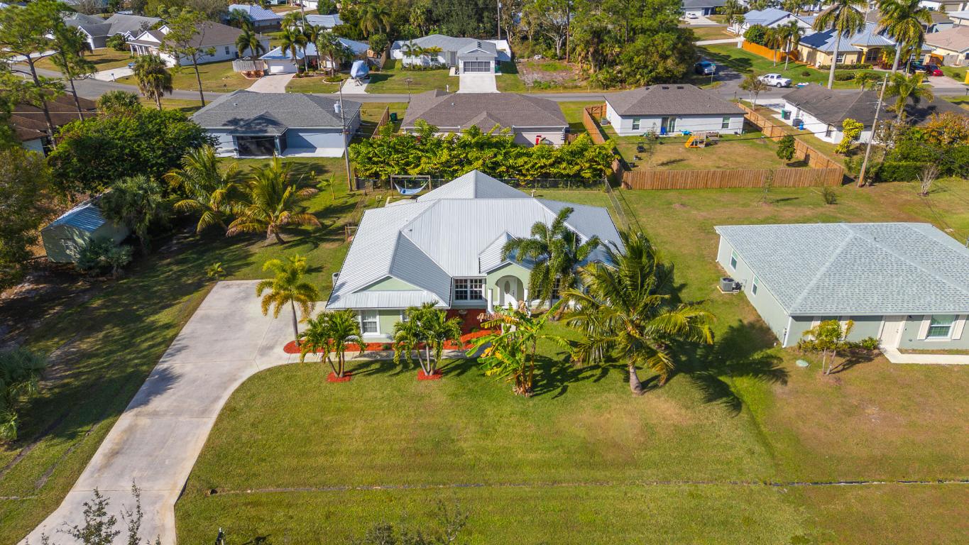 1852 SW Erie Street, Port St. Lucie