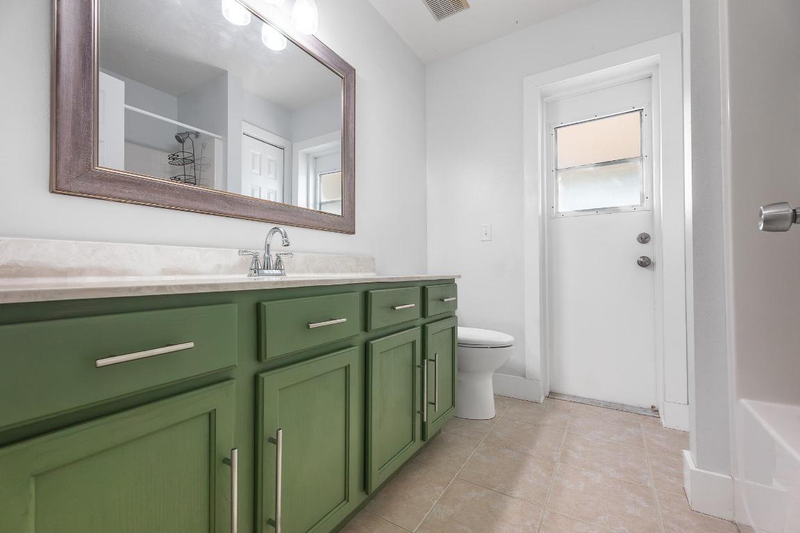 1852 SW Erie Street, Port St. Lucie