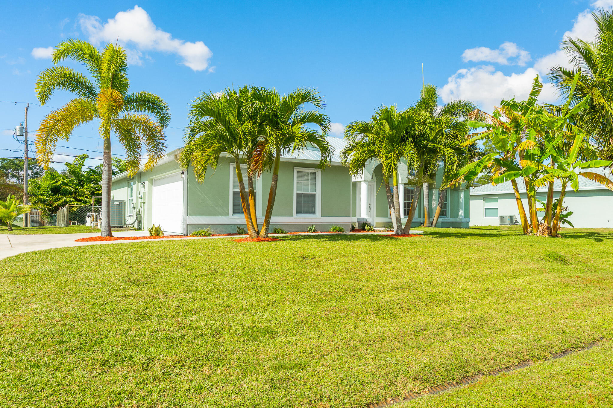 1852 SW Erie Street, Port St. Lucie