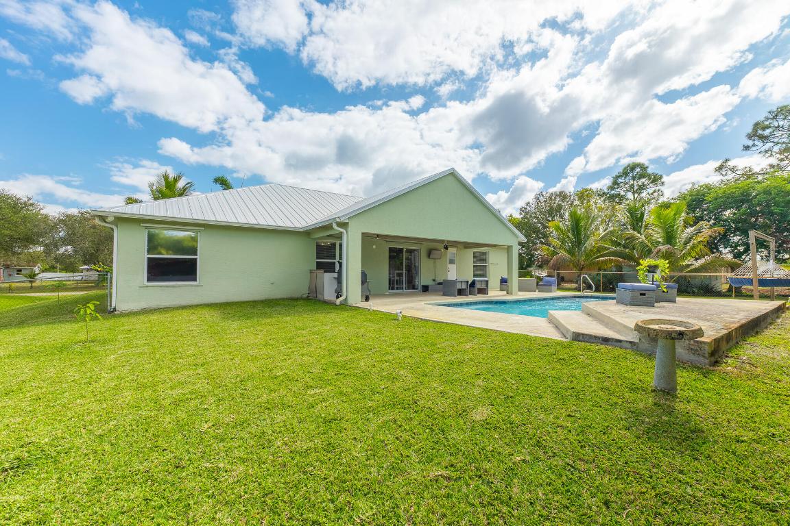 1852 SW Erie Street, Port St. Lucie