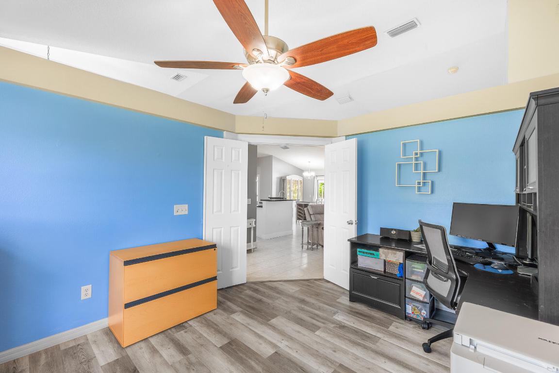 1852 SW Erie Street, Port St. Lucie