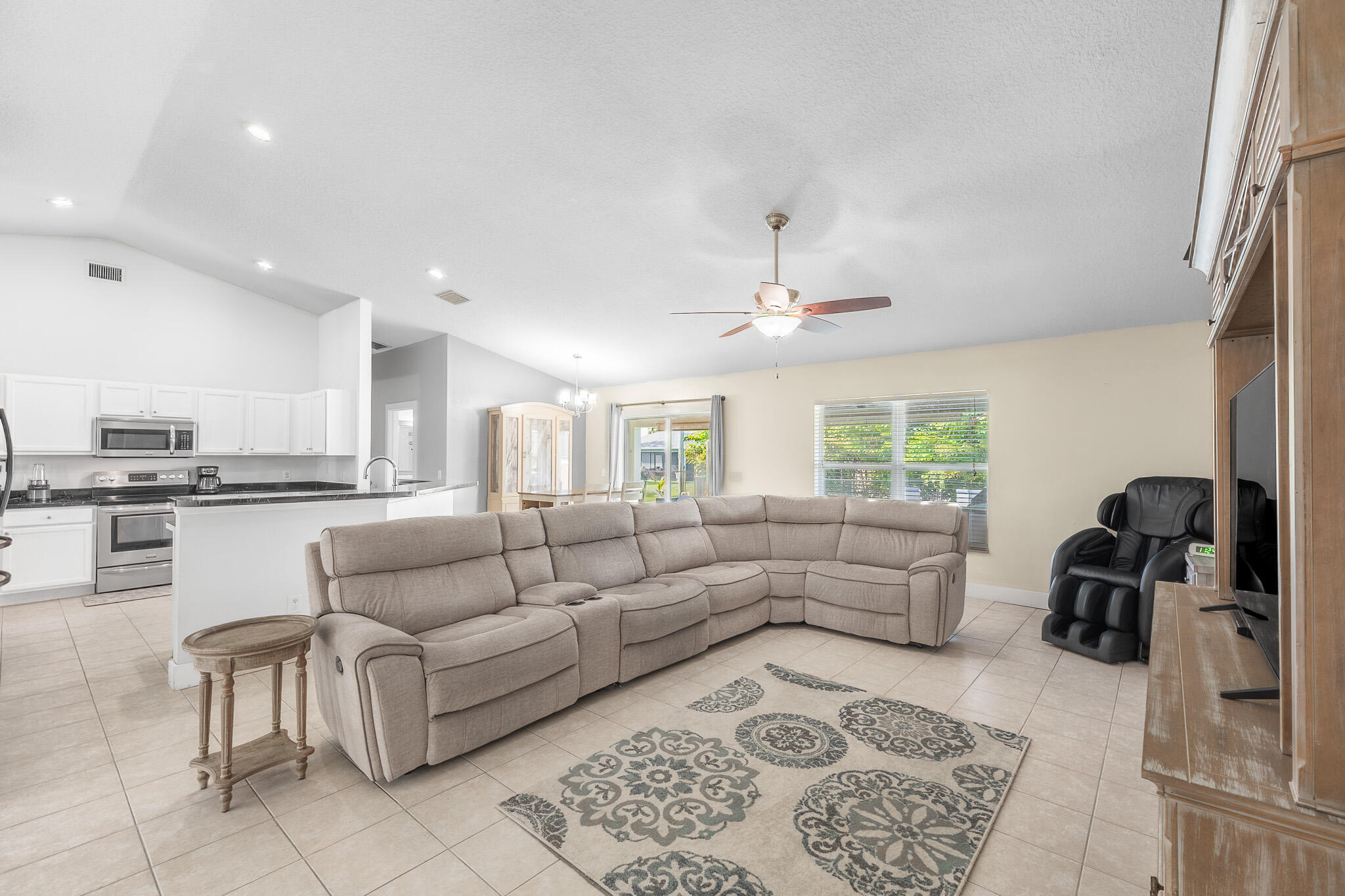 1852 SW Erie Street, Port St. Lucie