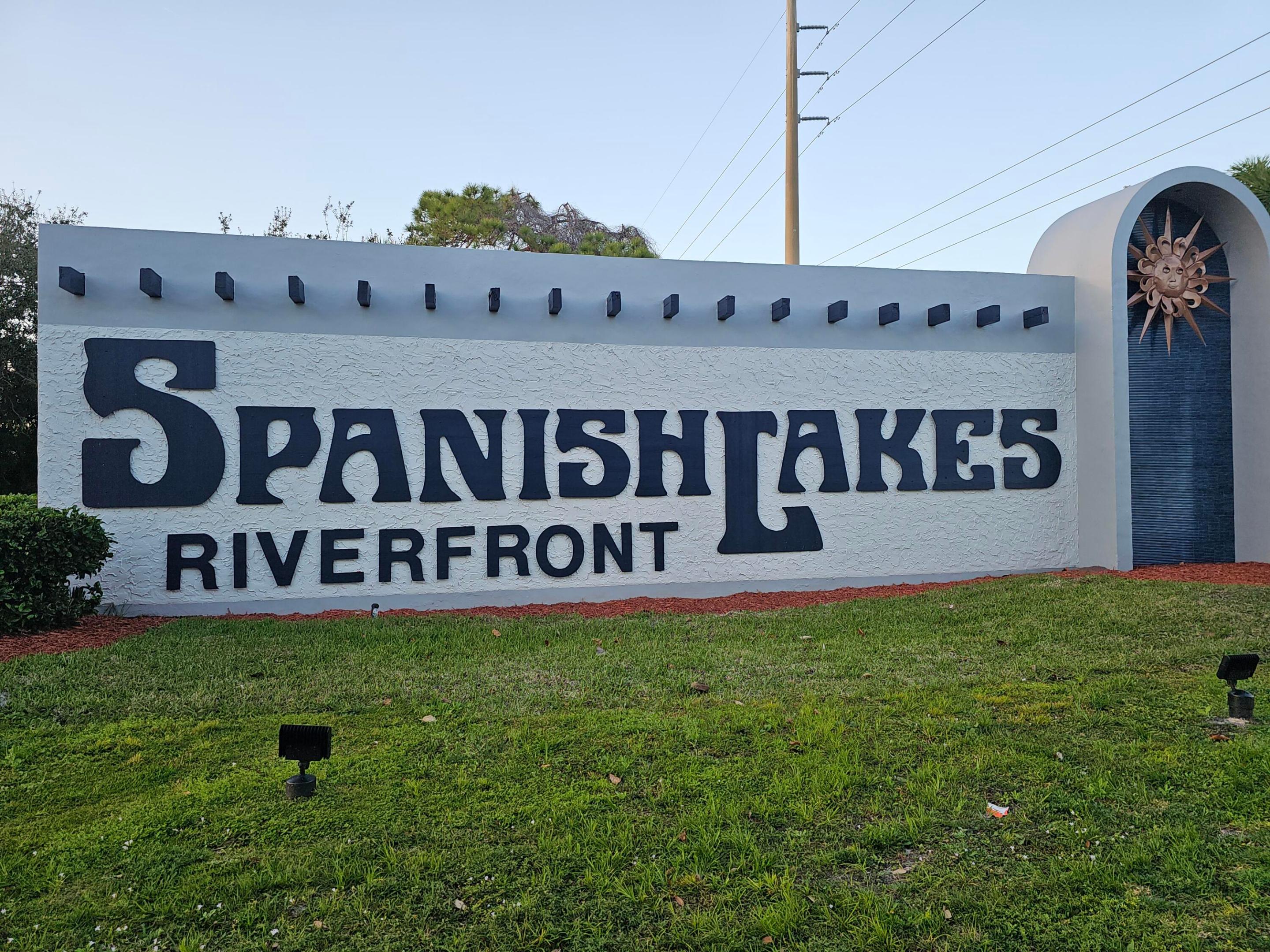 8 Santa Maria Court, Port St. Lucie