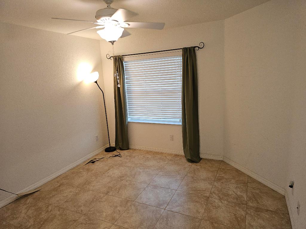 8 Santa Maria Court, Port St. Lucie