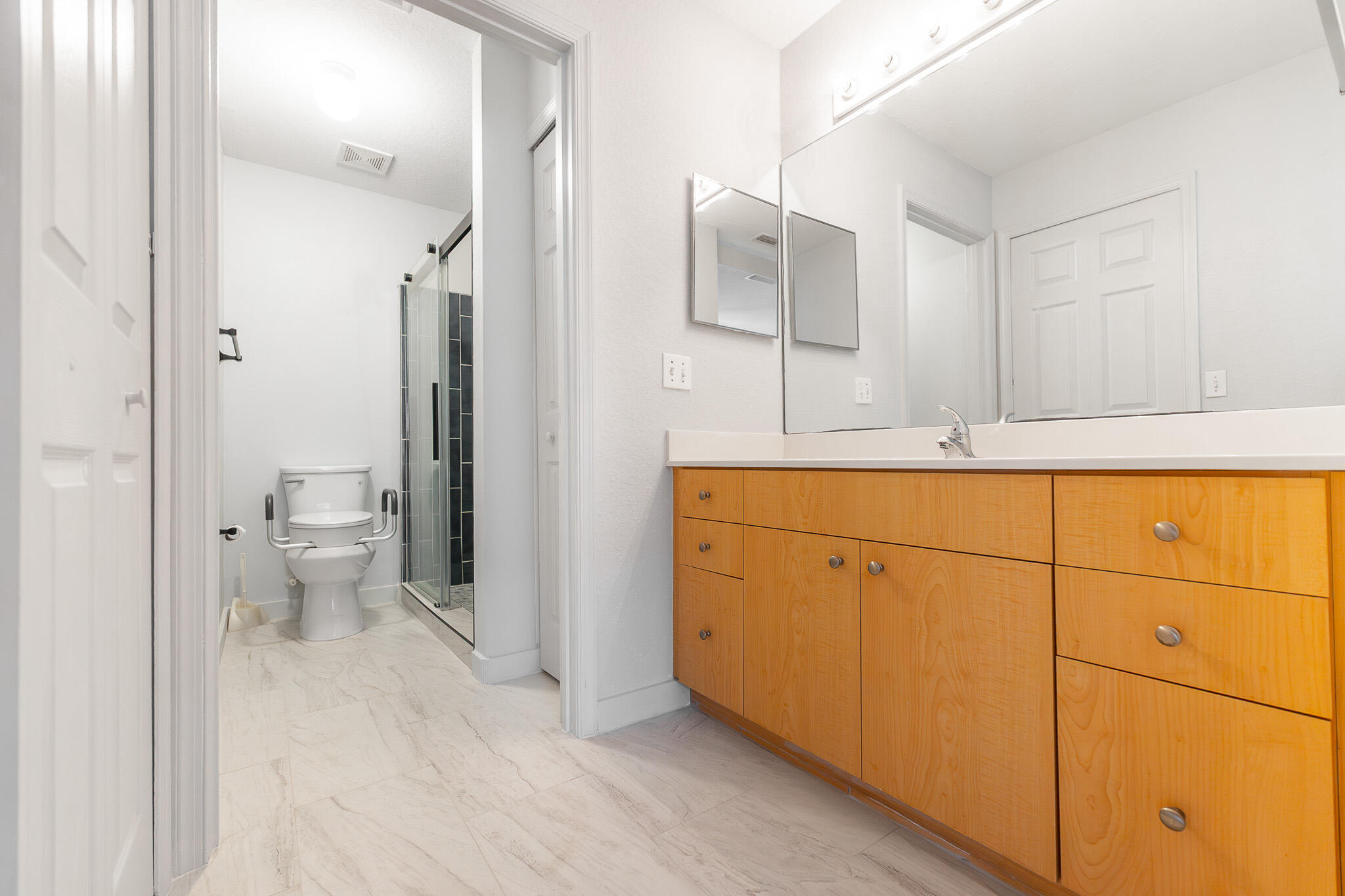 8 Santa Maria Court, Port St. Lucie