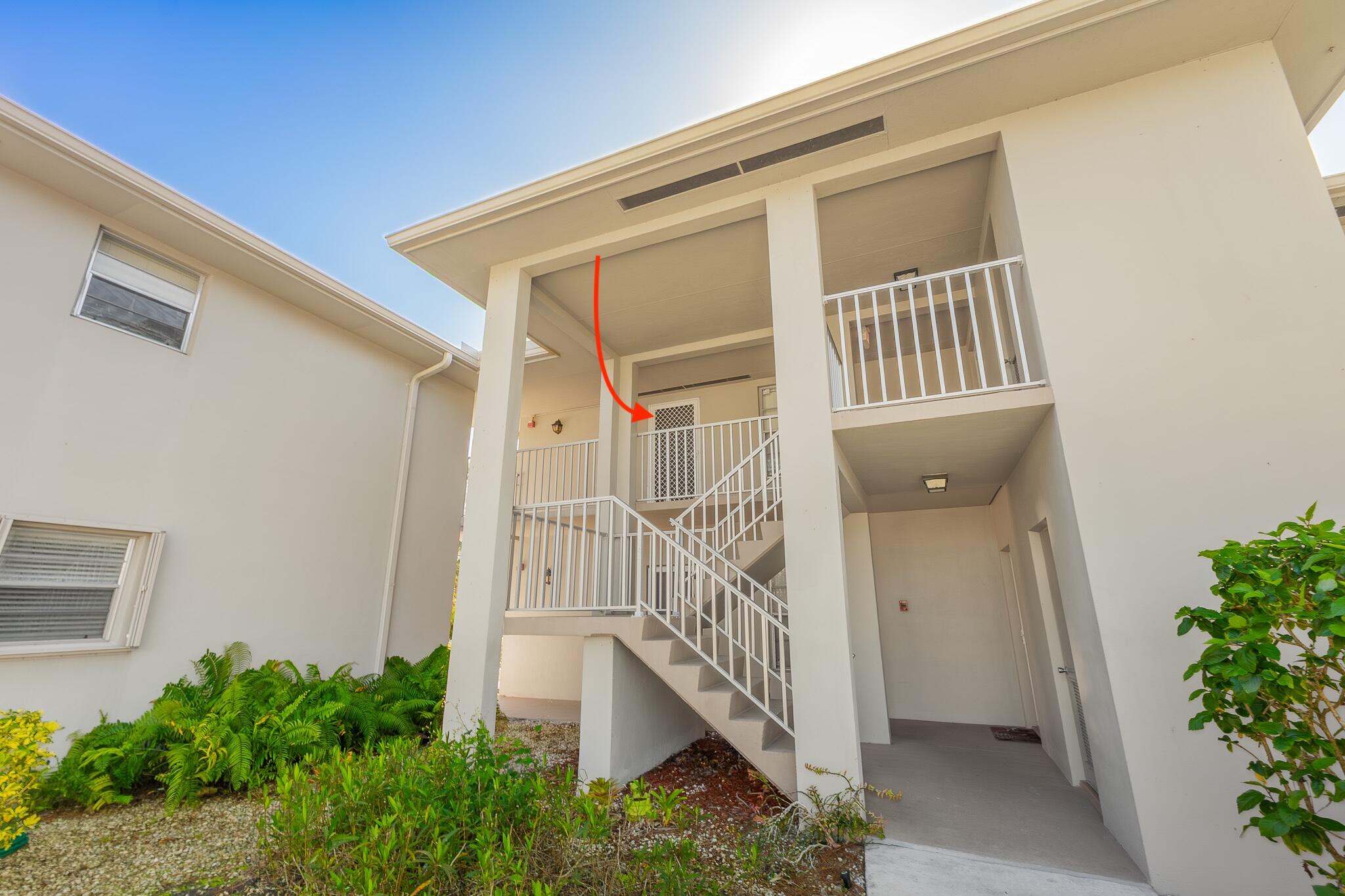 33 Lake Vista Trail 202, Port St. Lucie Unit: 202