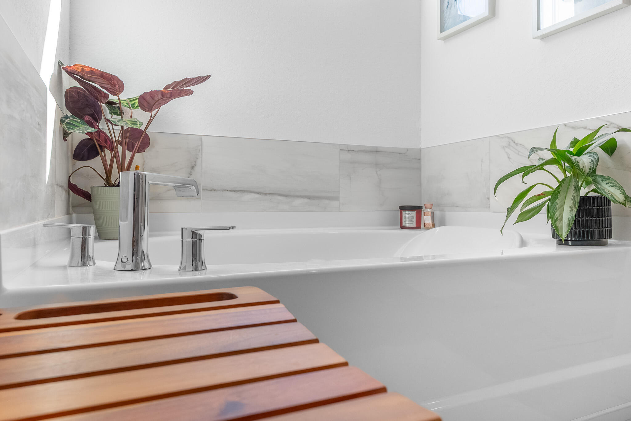 2033 NE Ocean Dunes Drive