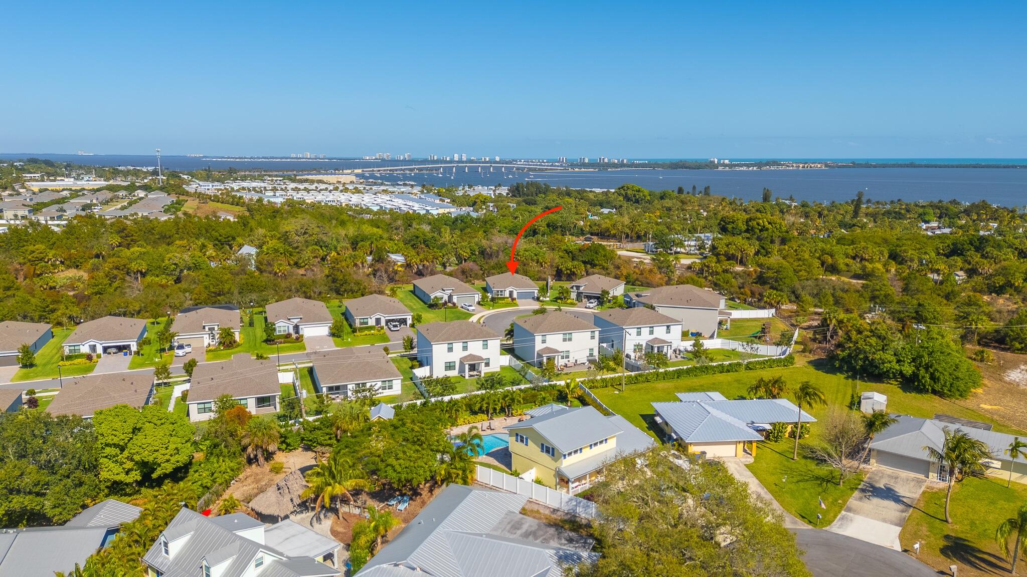 2033 NE Ocean Dunes Drive