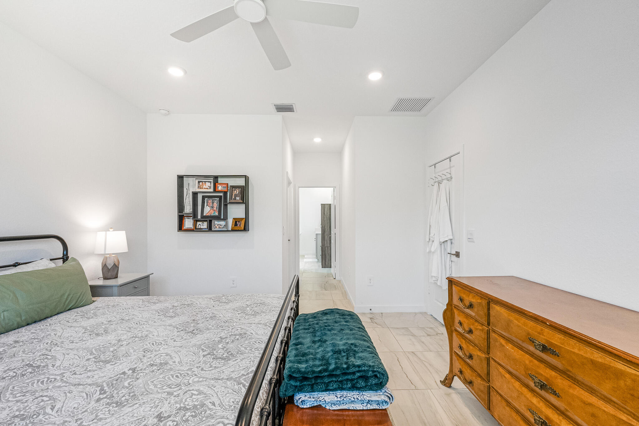 2033 NE Ocean Dunes Drive