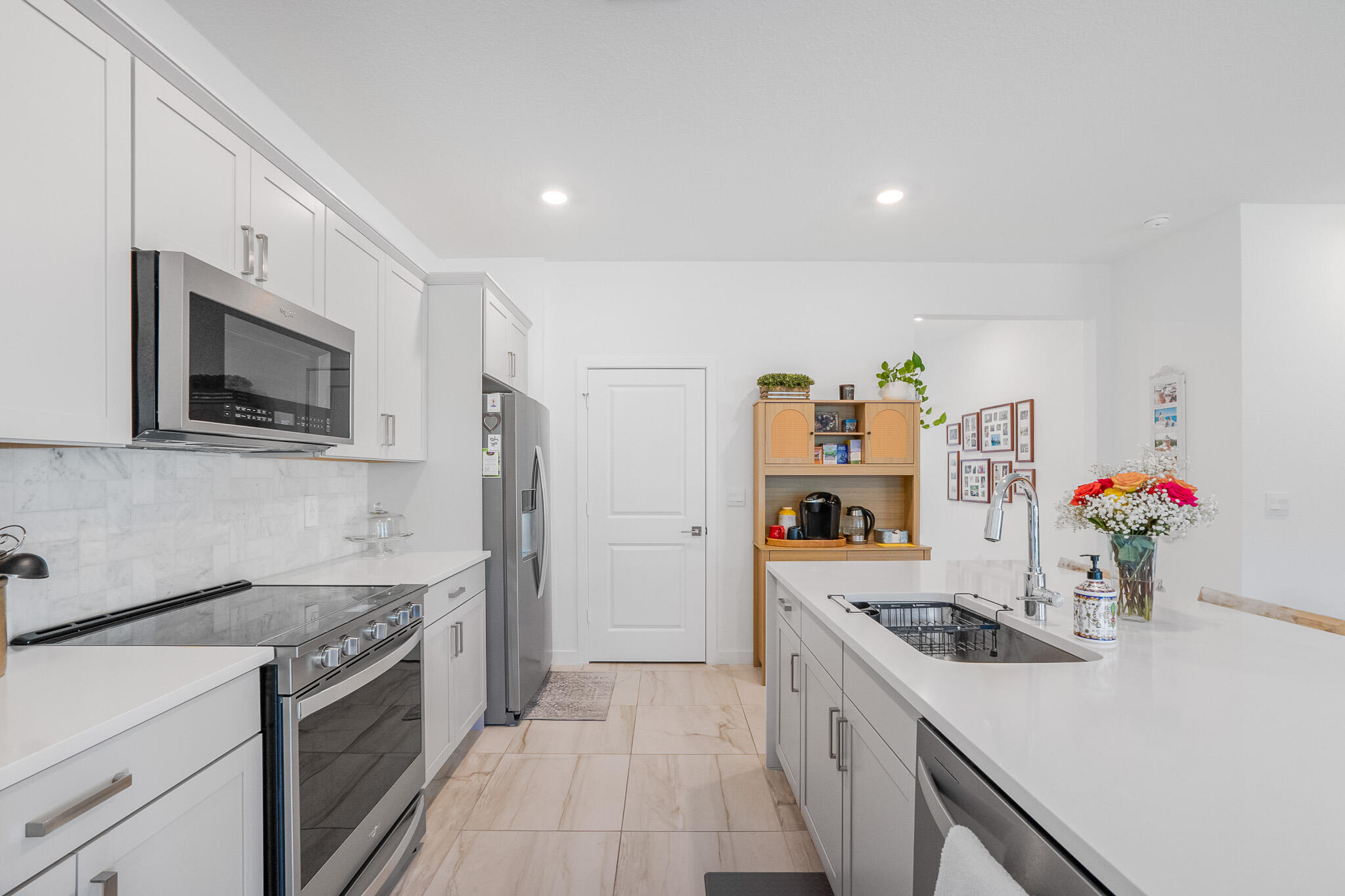 2033 NE Ocean Dunes Drive