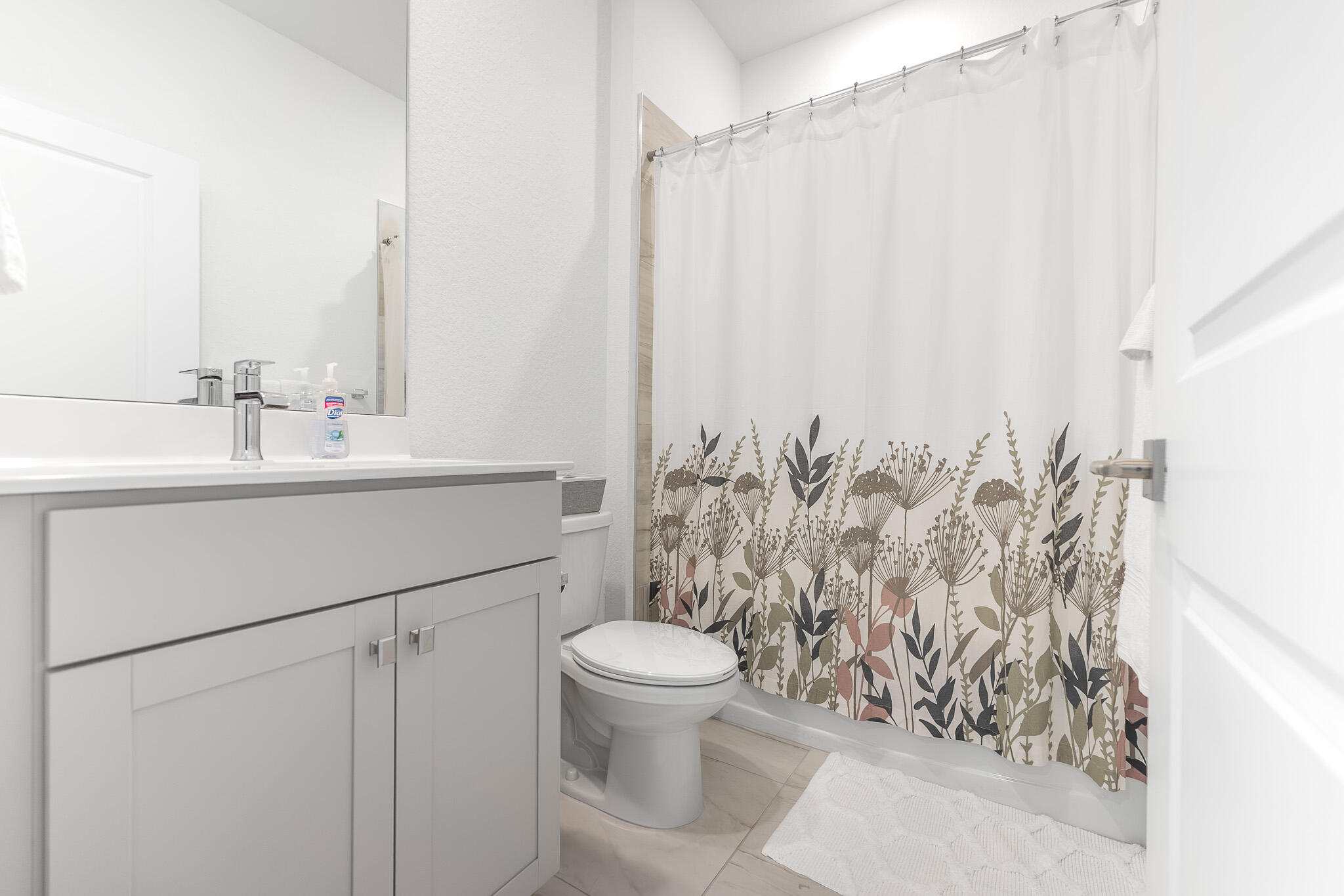 2033 NE Ocean Dunes Drive