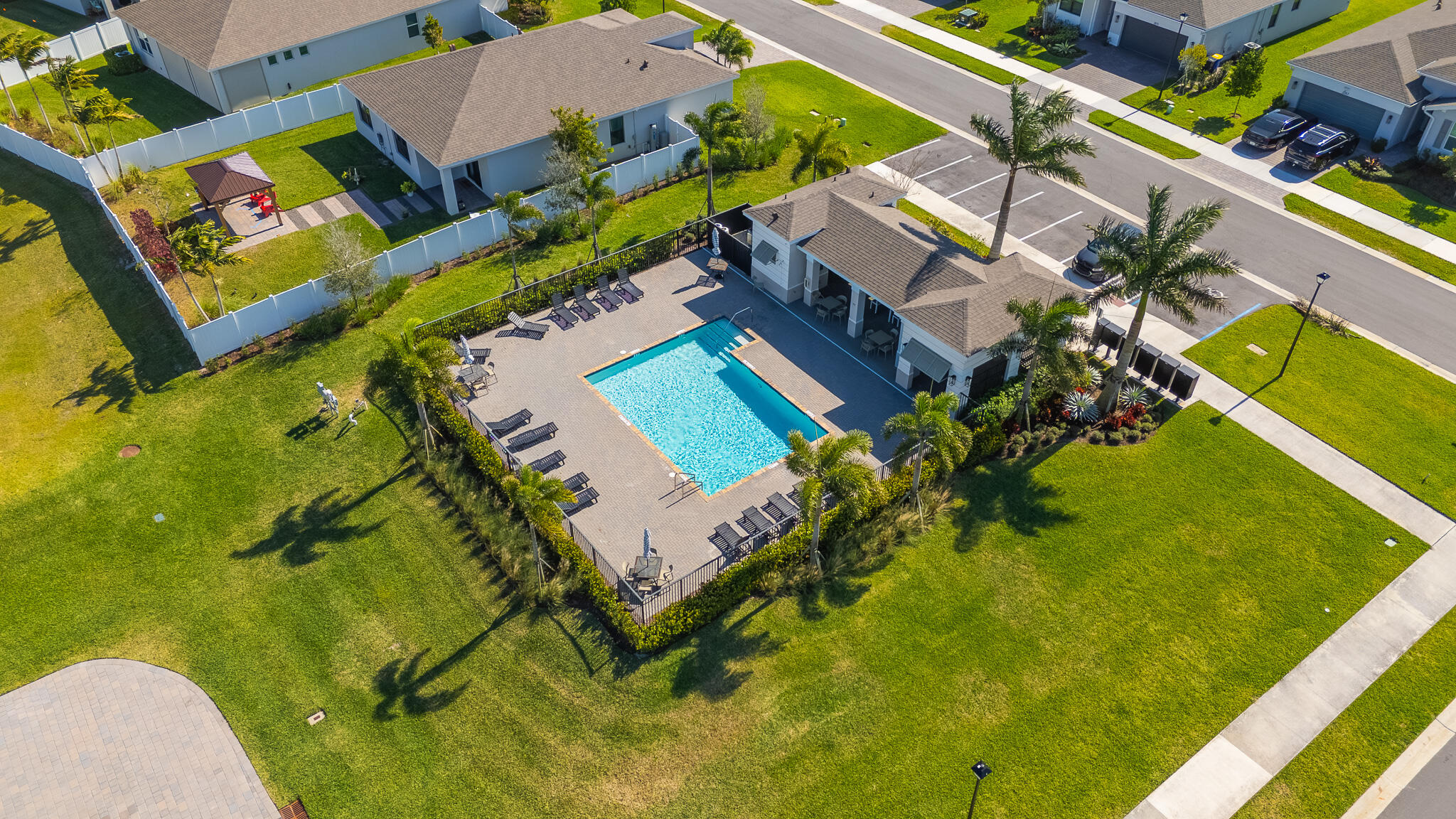 2033 NE Ocean Dunes Drive