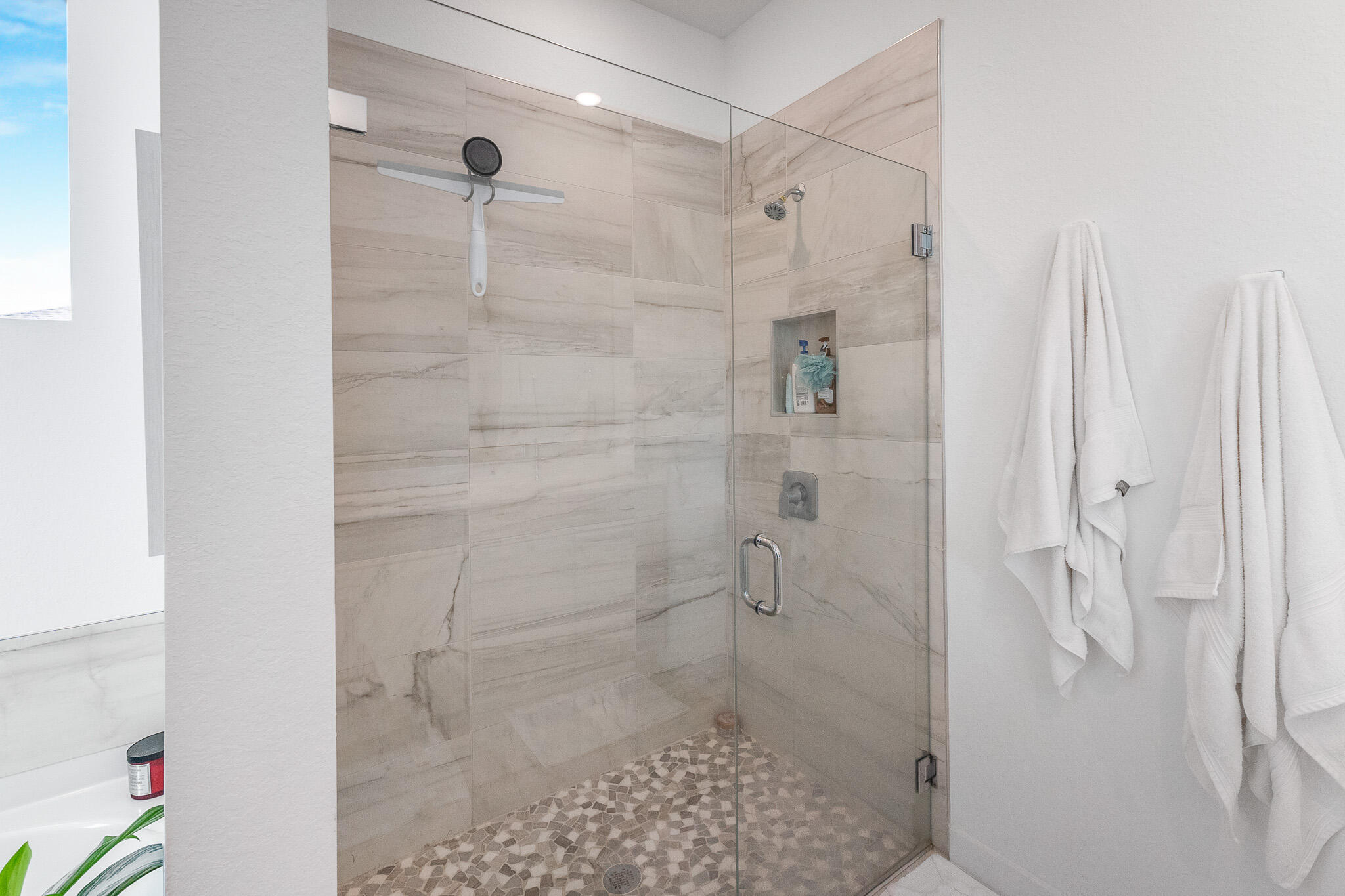 2033 NE Ocean Dunes Drive