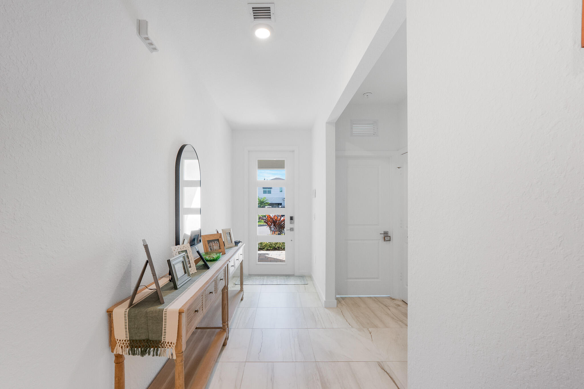 2033 NE Ocean Dunes Drive