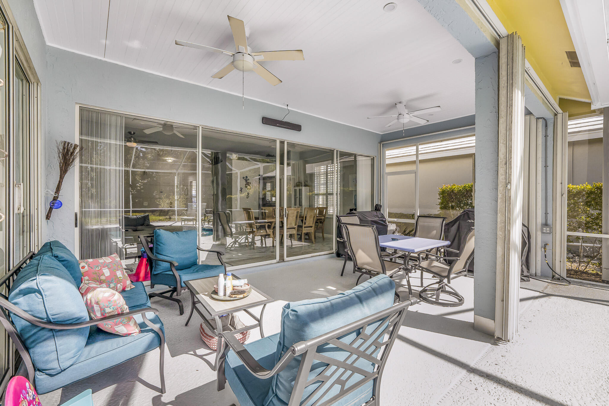 9421 Poinciana Court