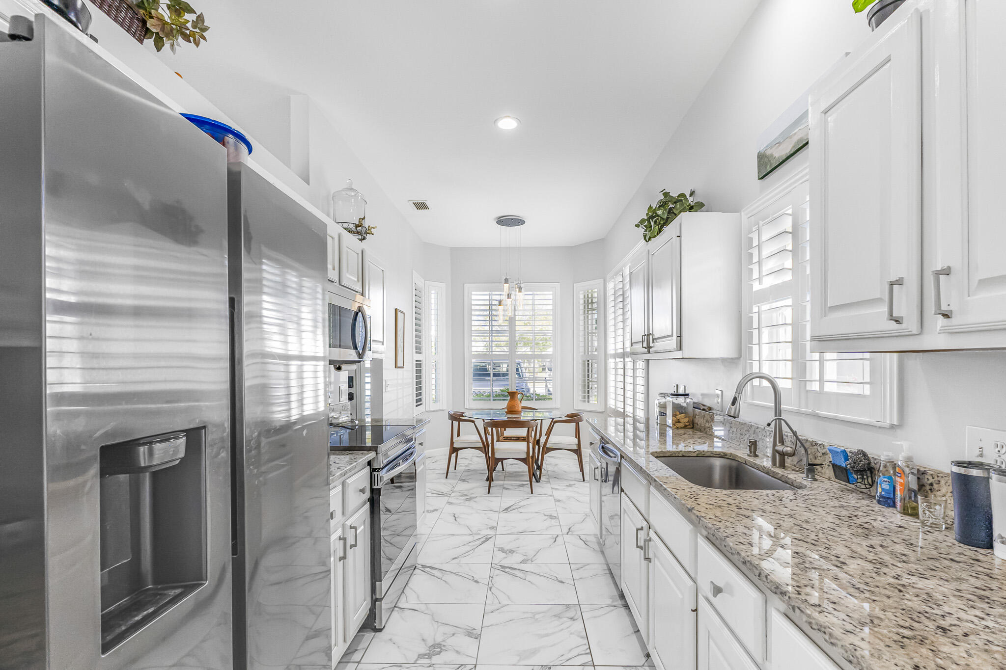 9421 Poinciana Court