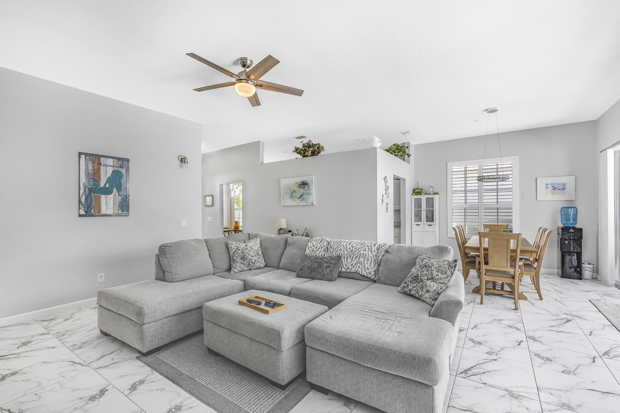 9421 Poinciana Court