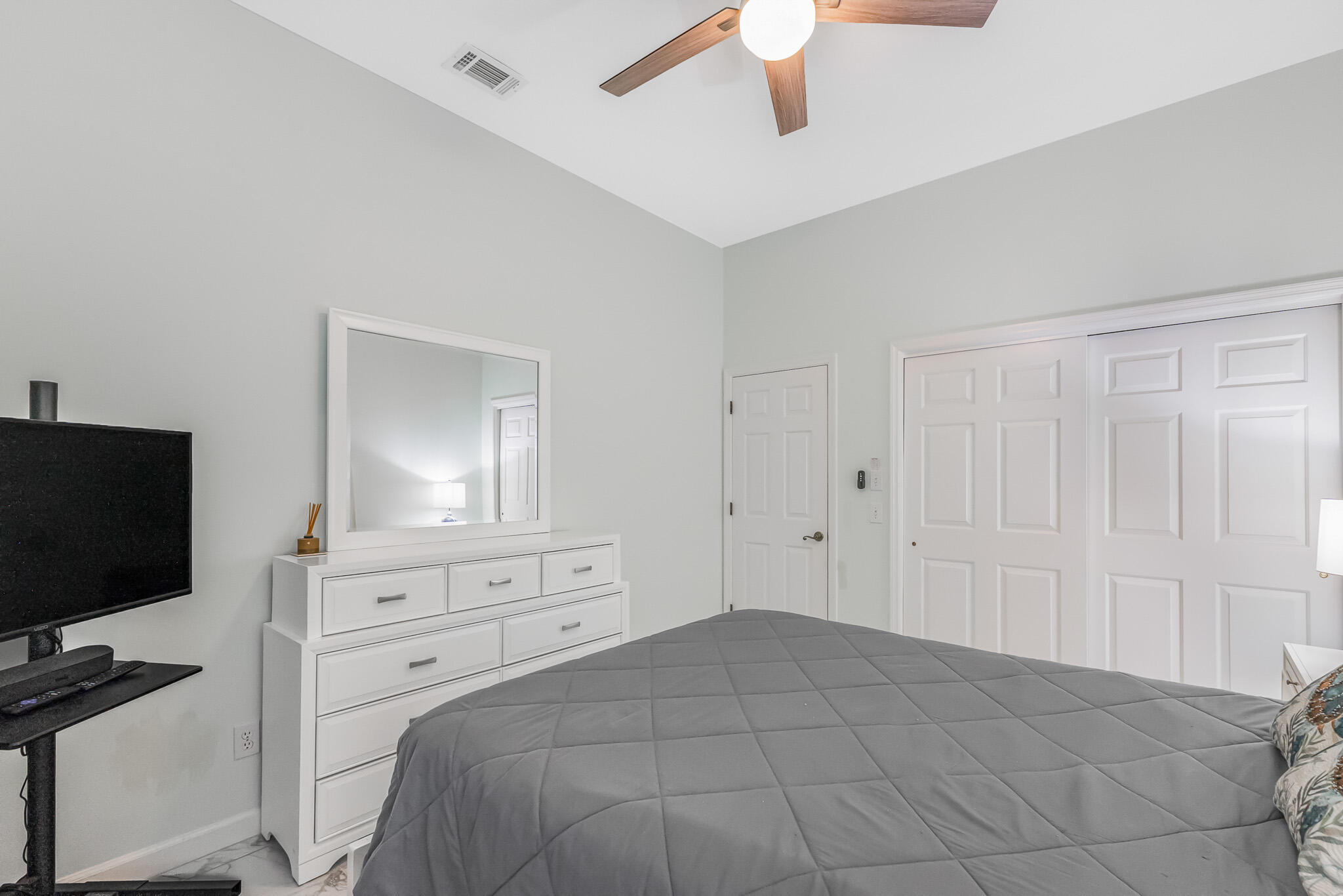 9421 Poinciana Court