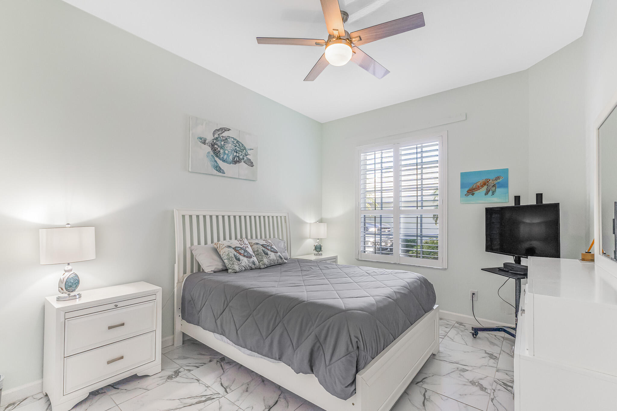 9421 Poinciana Court