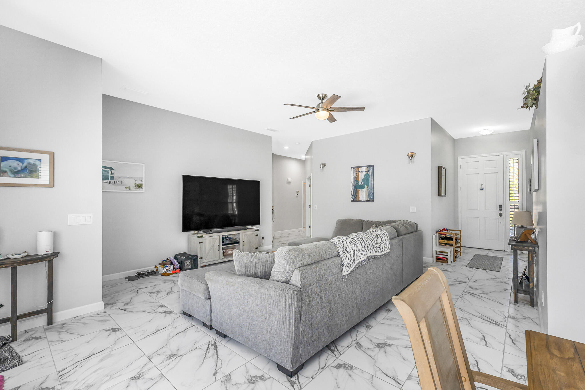 9421 Poinciana Court