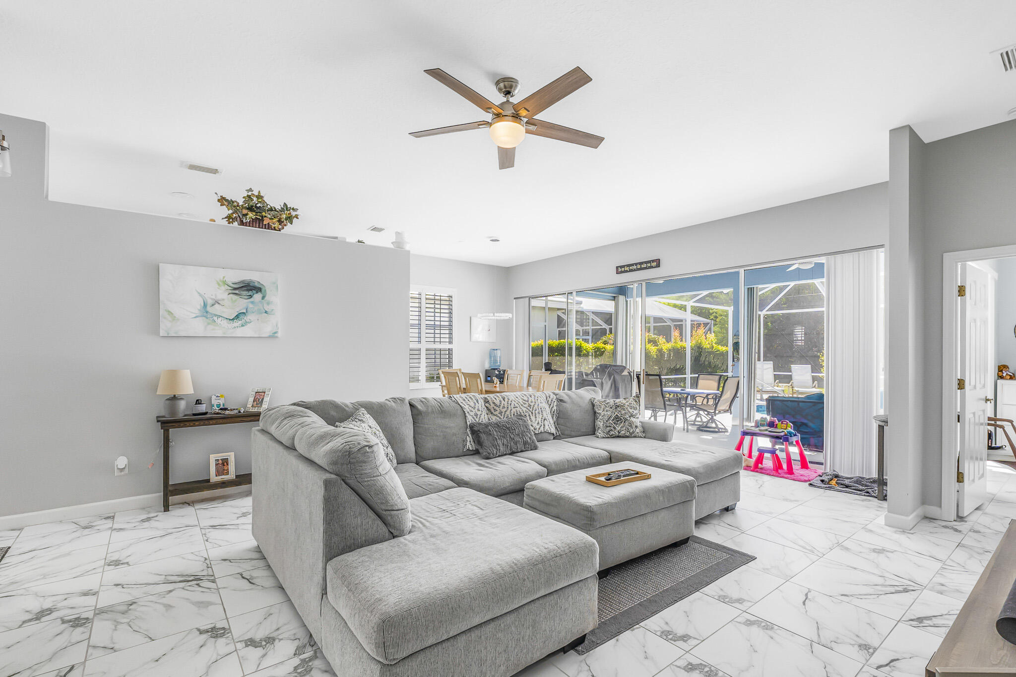 9421 Poinciana Court