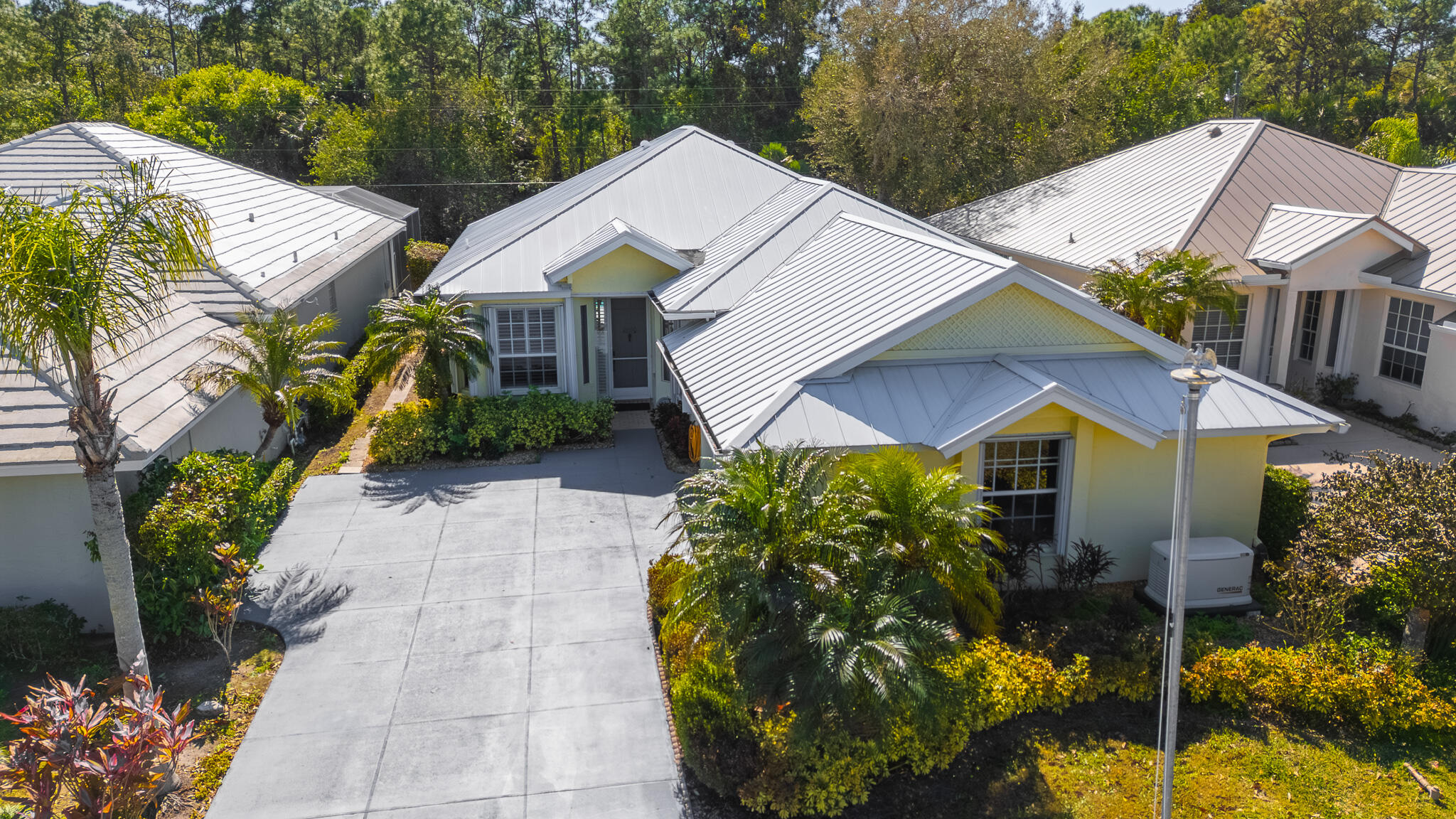 9421 Poinciana Court