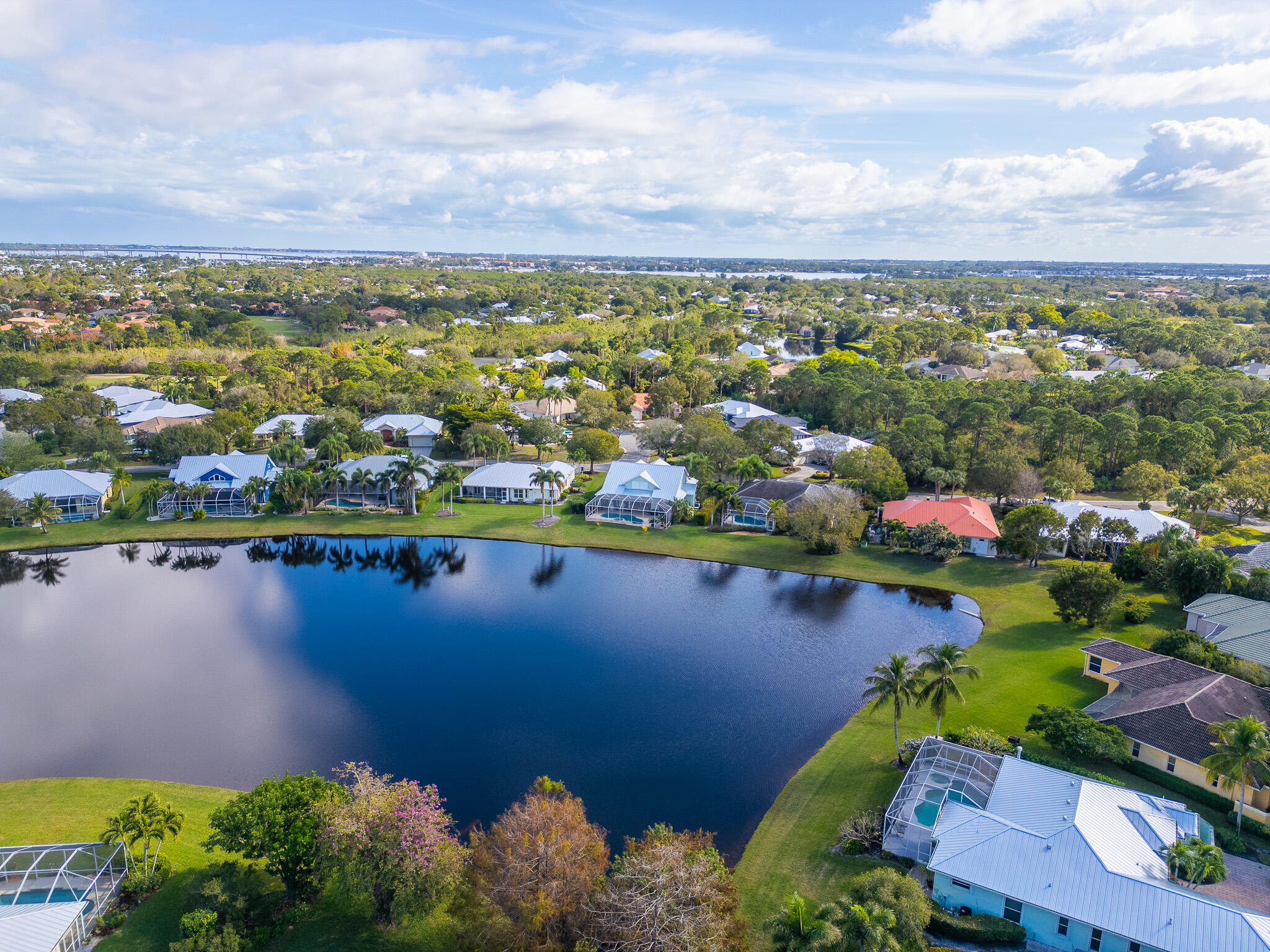 2401 SW Carriage Place