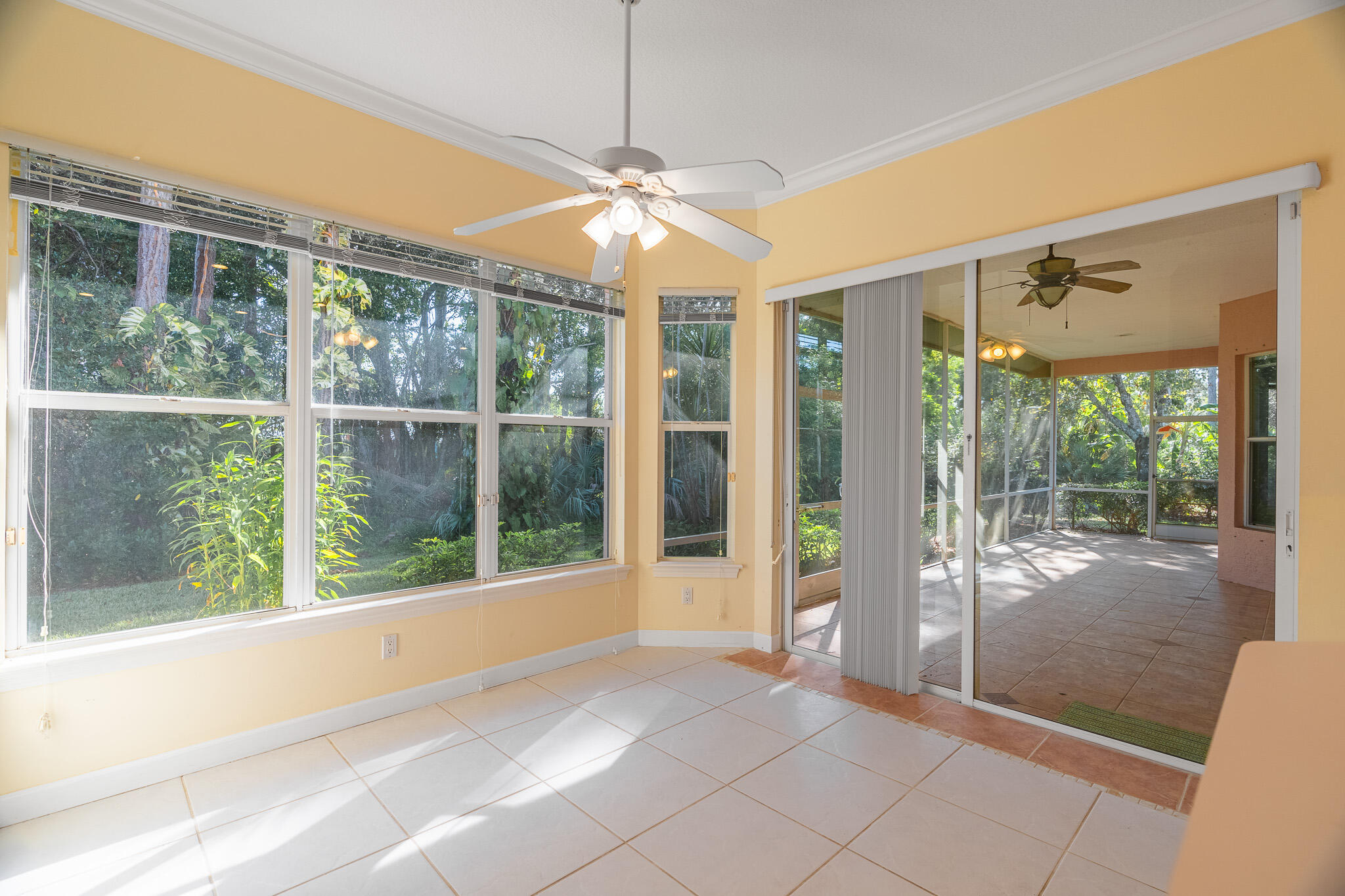 2401 SW Carriage Place