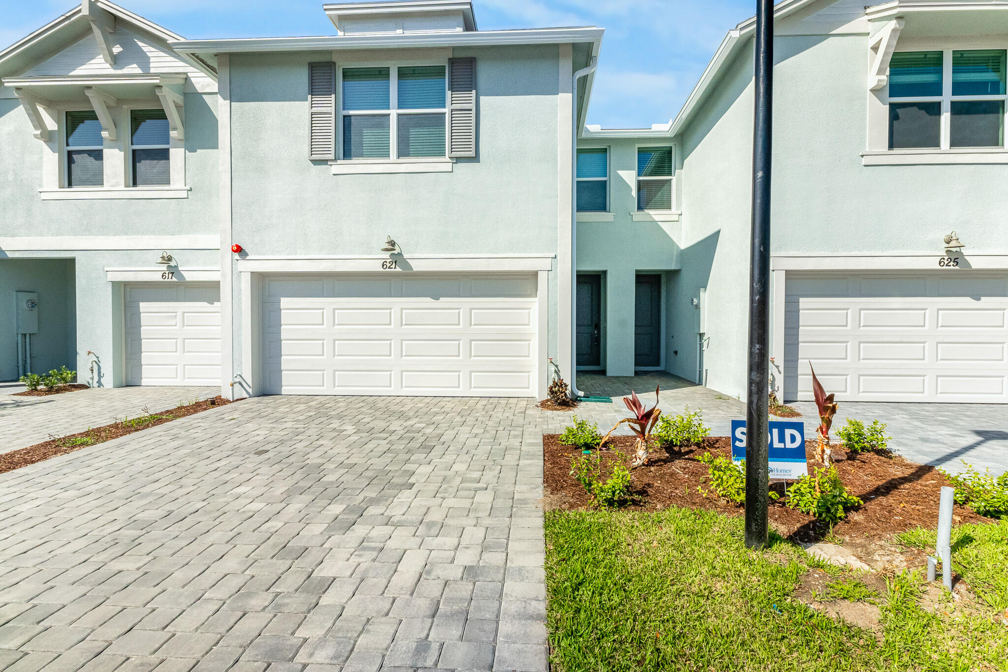 621 Salisbury Circle