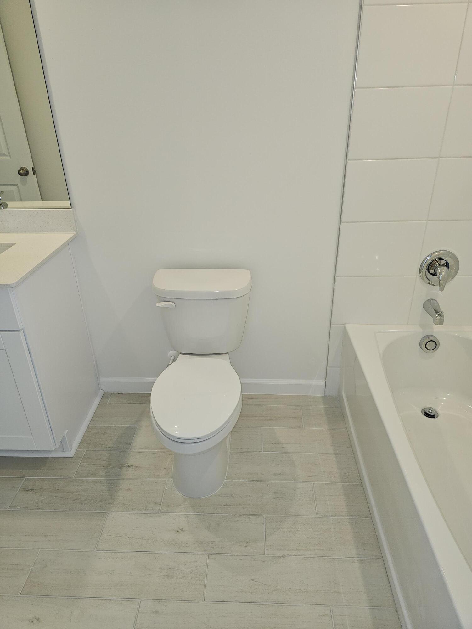 621 Salisbury Circle