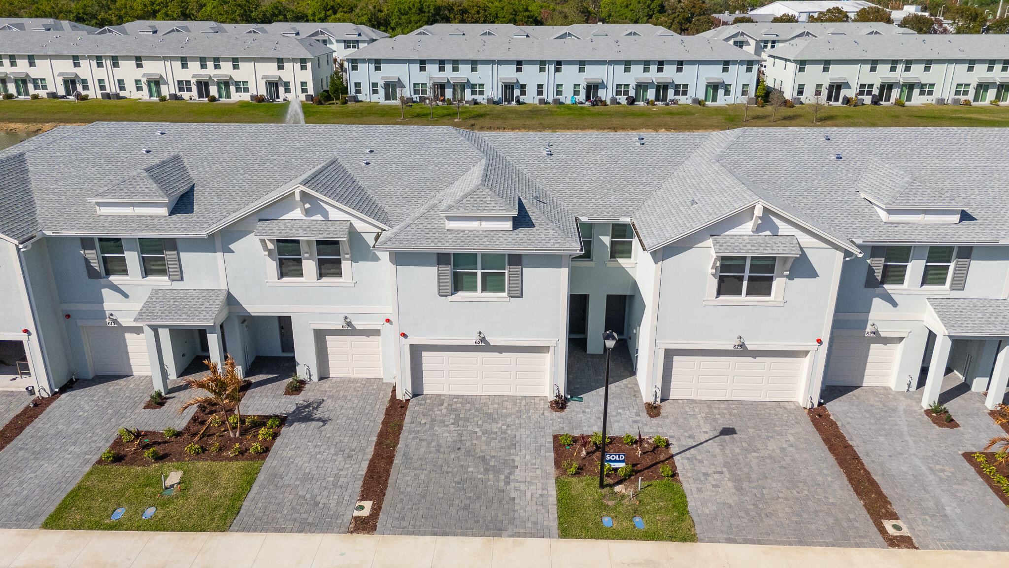 621 Salisbury Circle