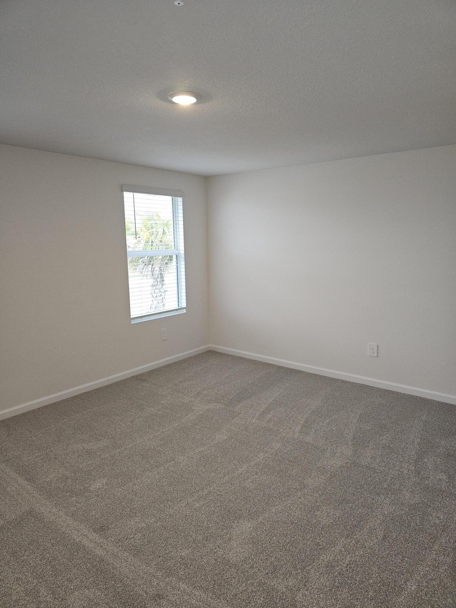 621 Salisbury Circle