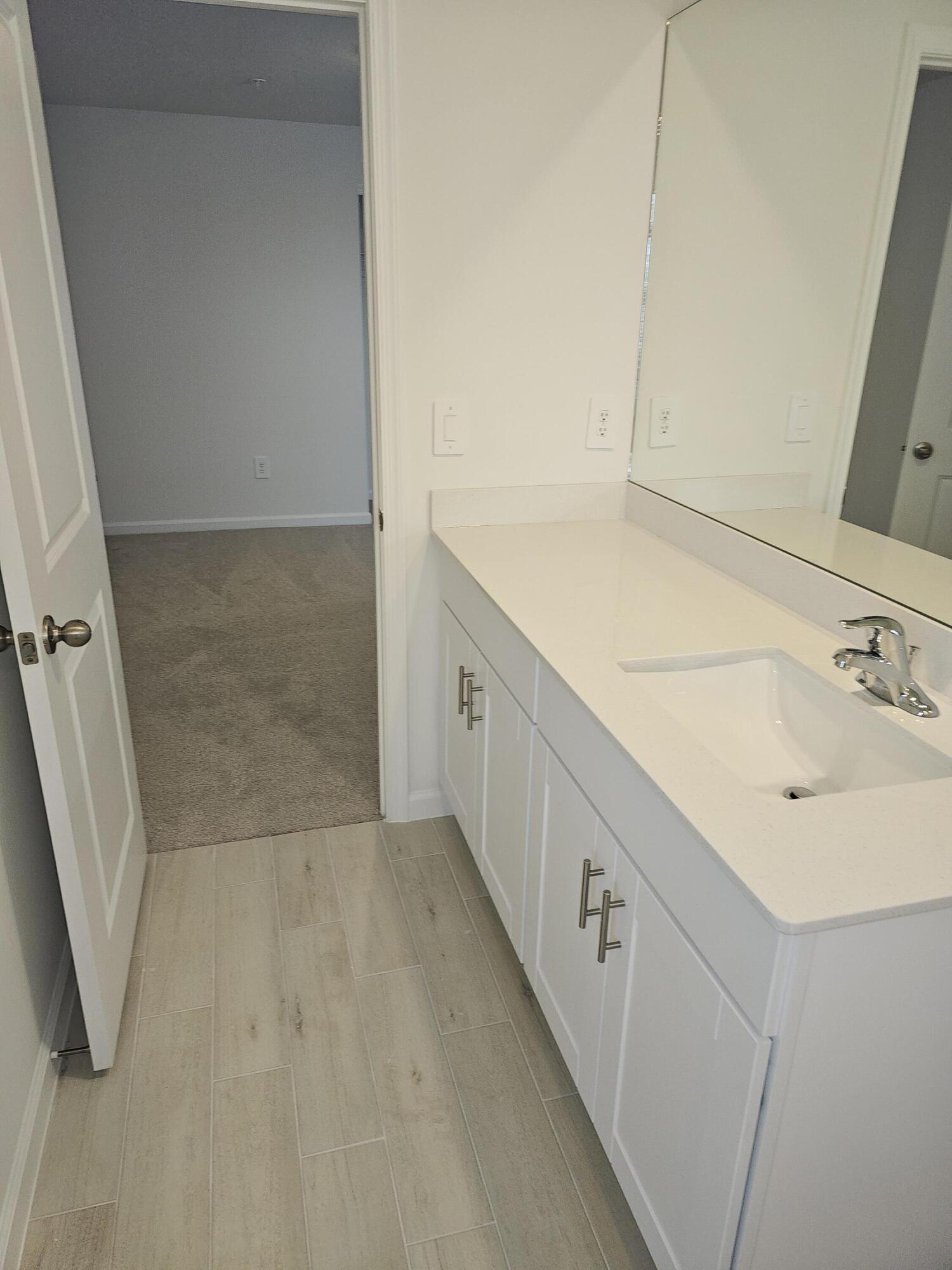 621 Salisbury Circle