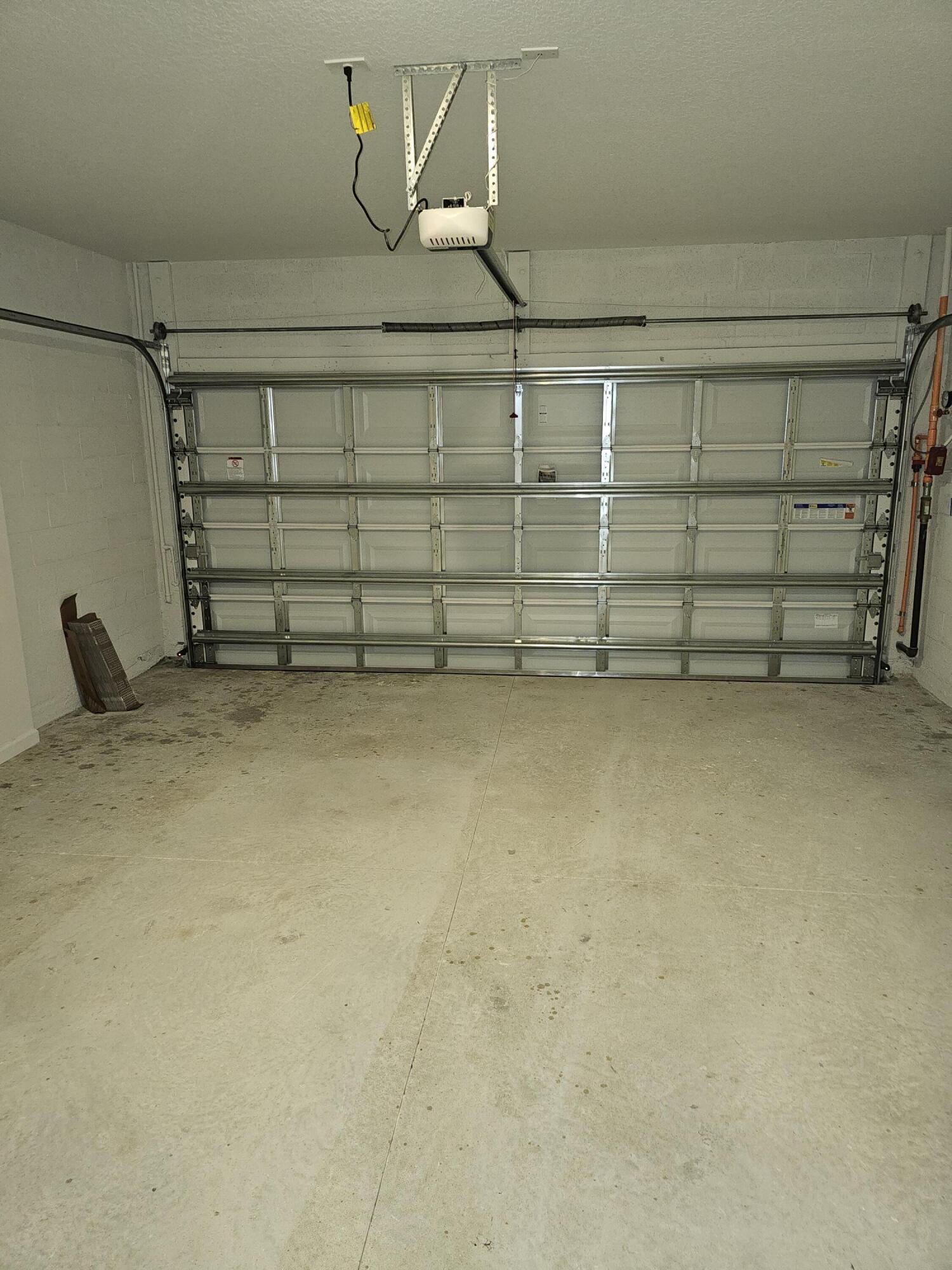 621 Salisbury Circle