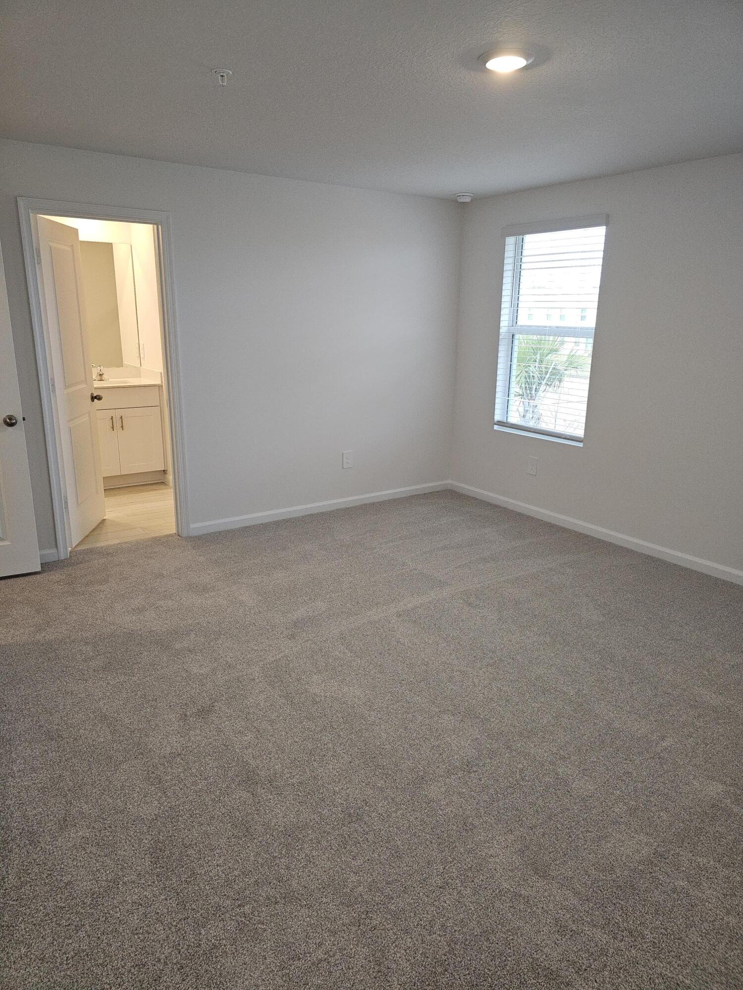 621 Salisbury Circle