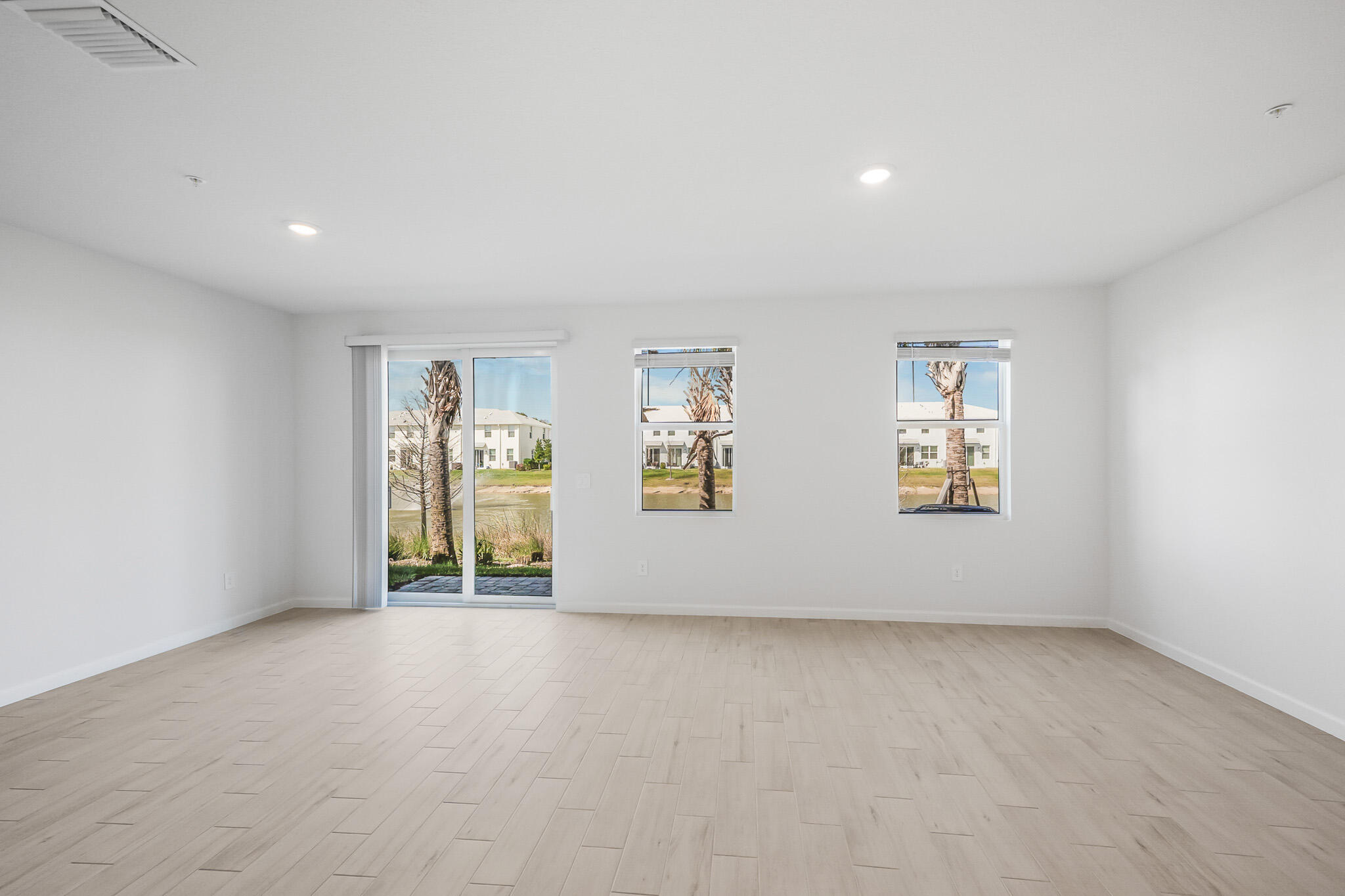 621 Salisbury Circle