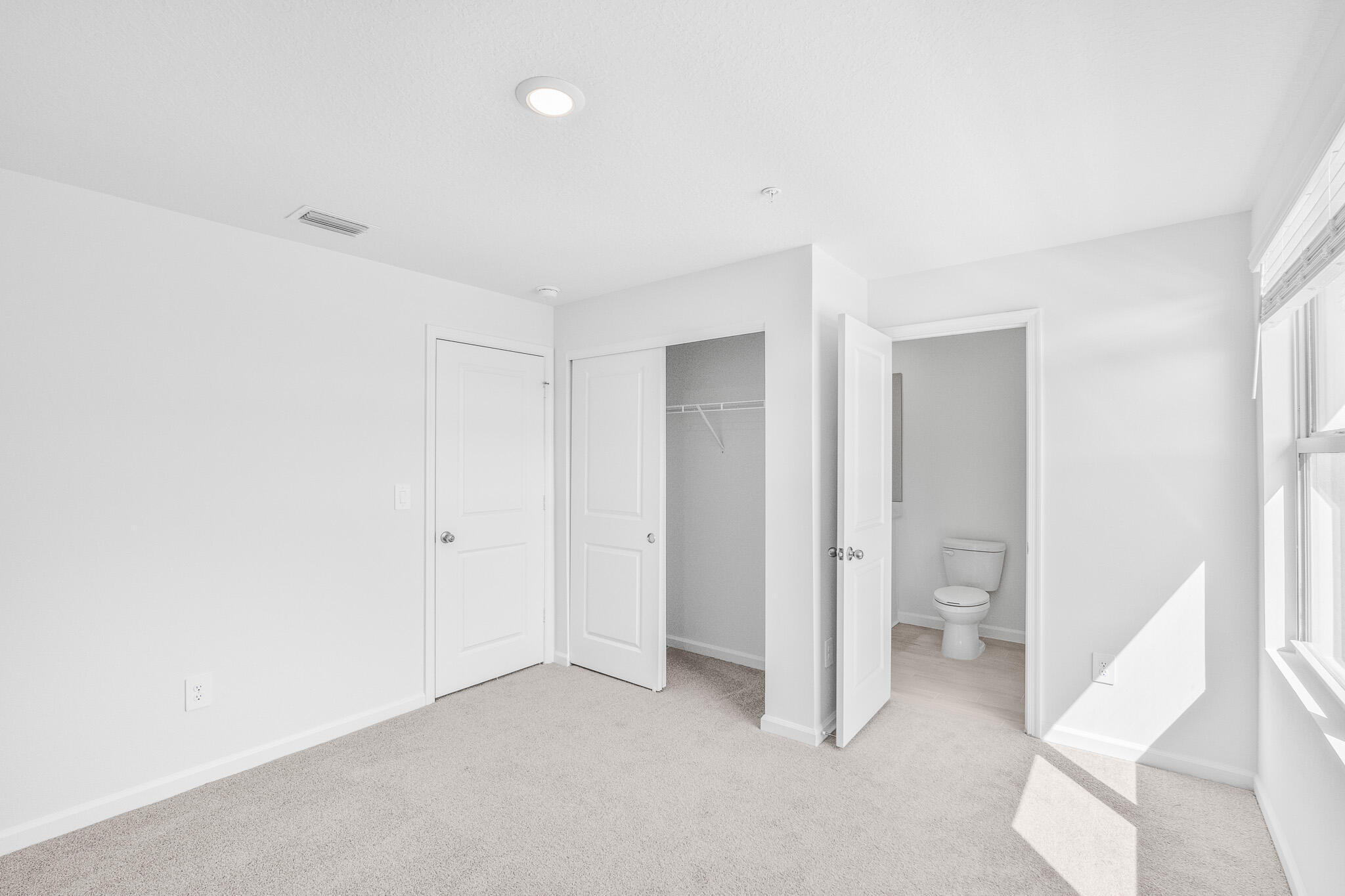 621 Salisbury Circle