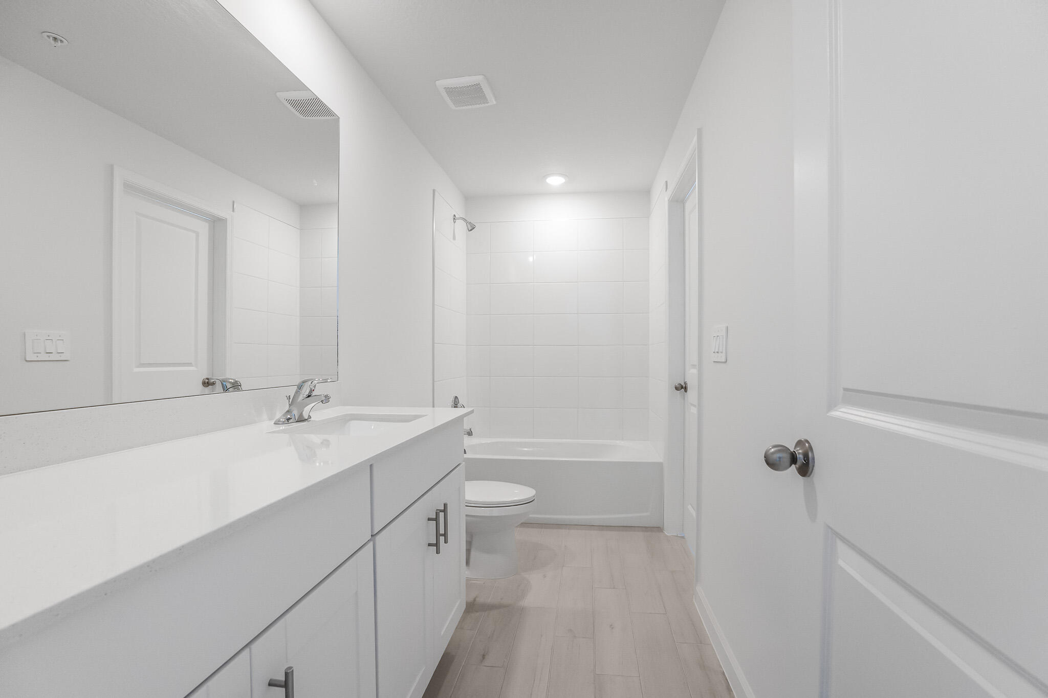 621 Salisbury Circle