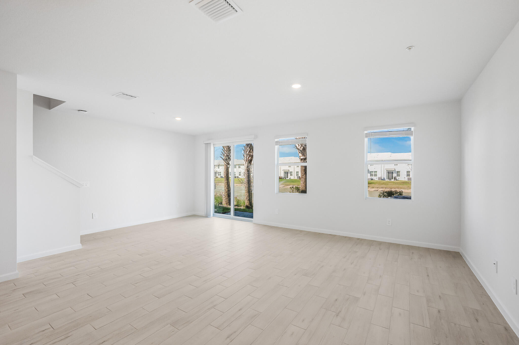 621 Salisbury Circle