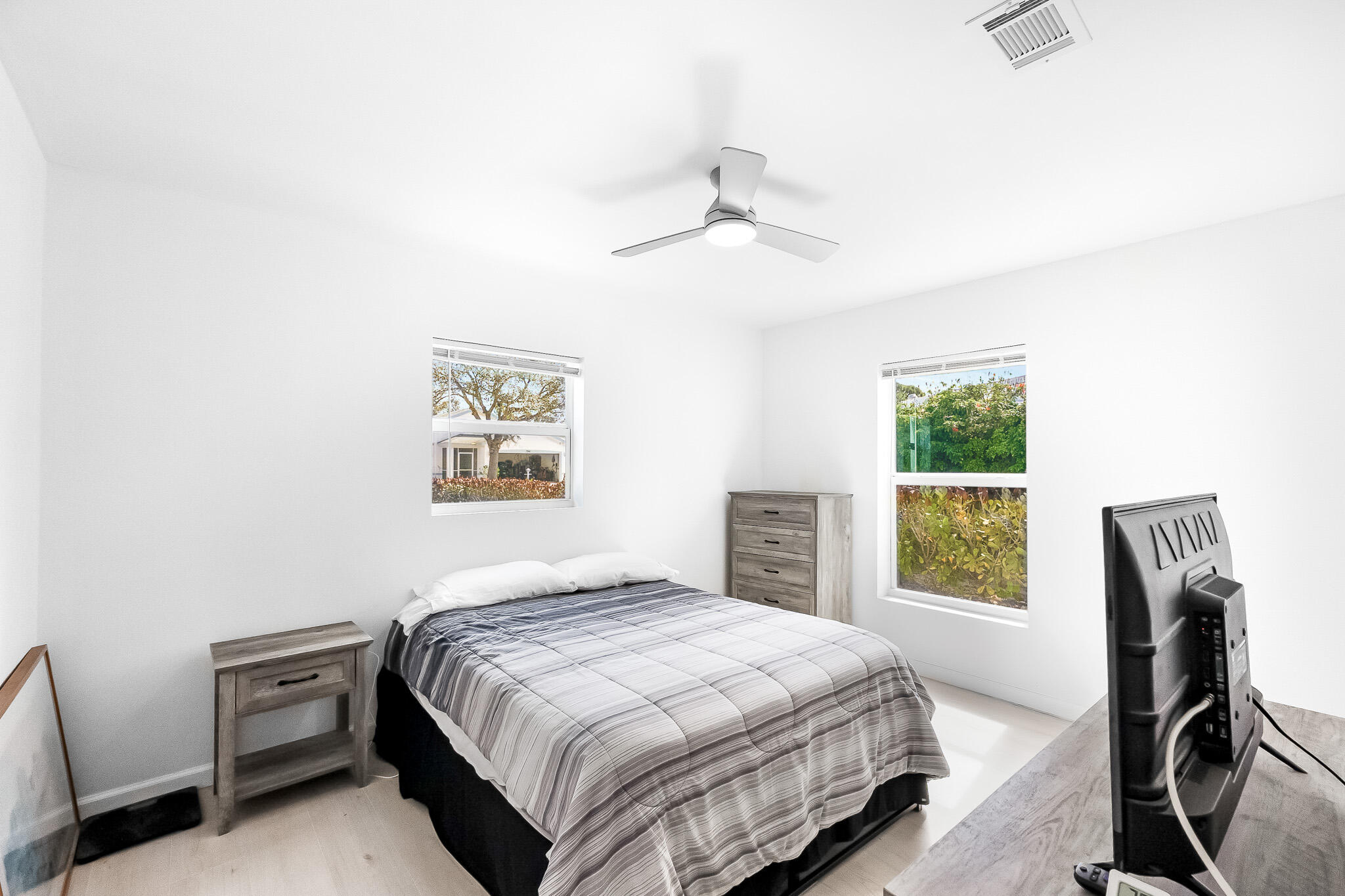 7932 SE Skylark Avenue