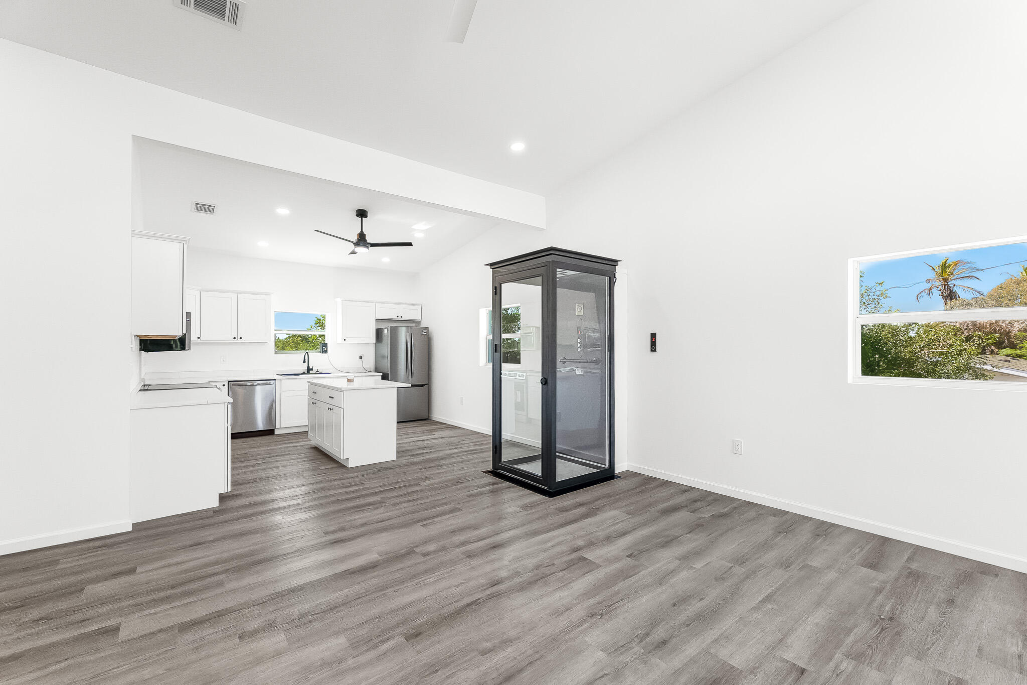 7932 SE Skylark Avenue