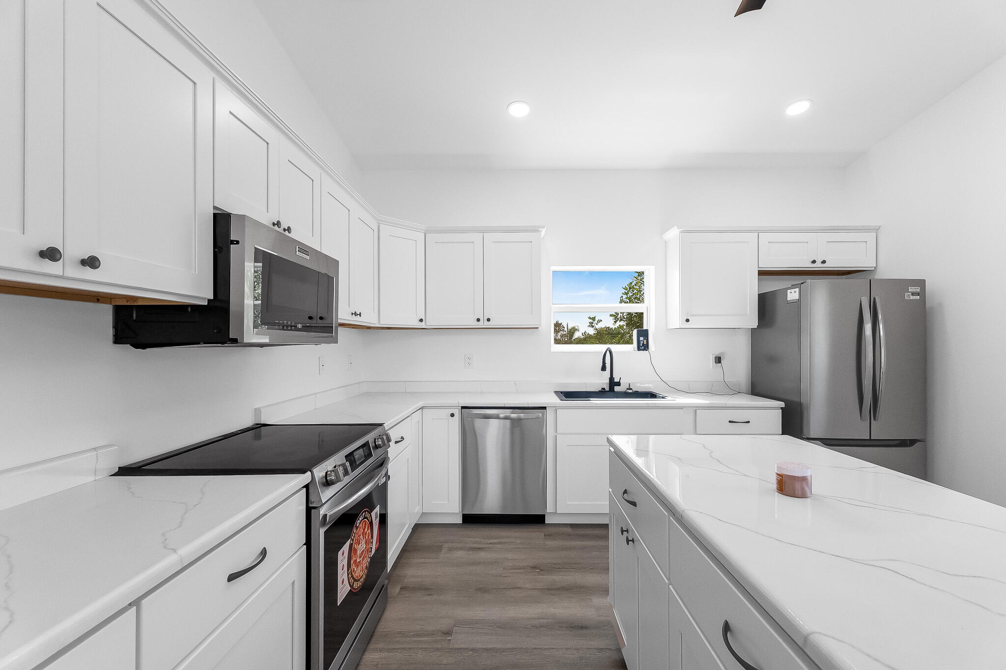 7932 SE Skylark Avenue