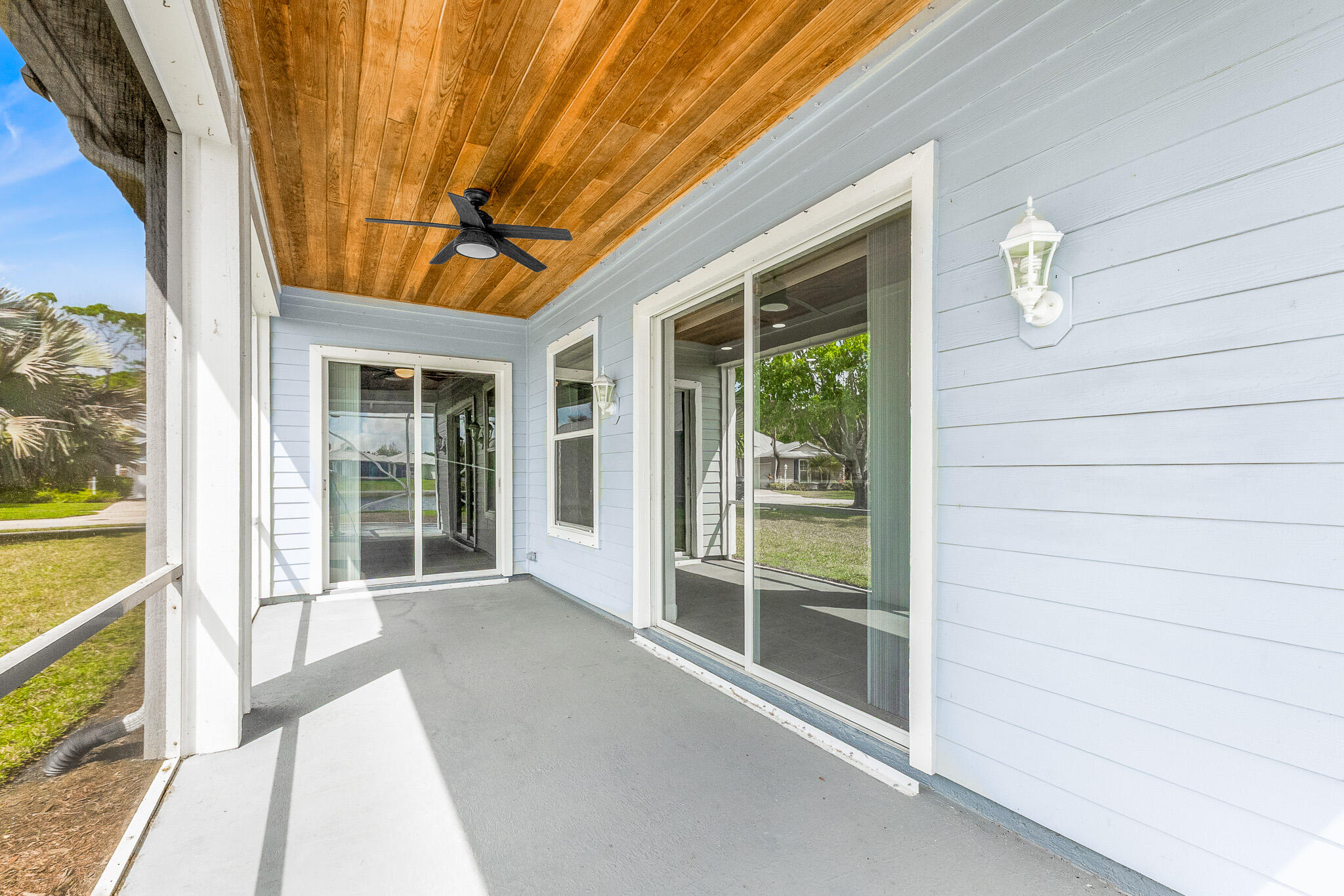 615 NE Canoe Park Circle, Port St. Lucie