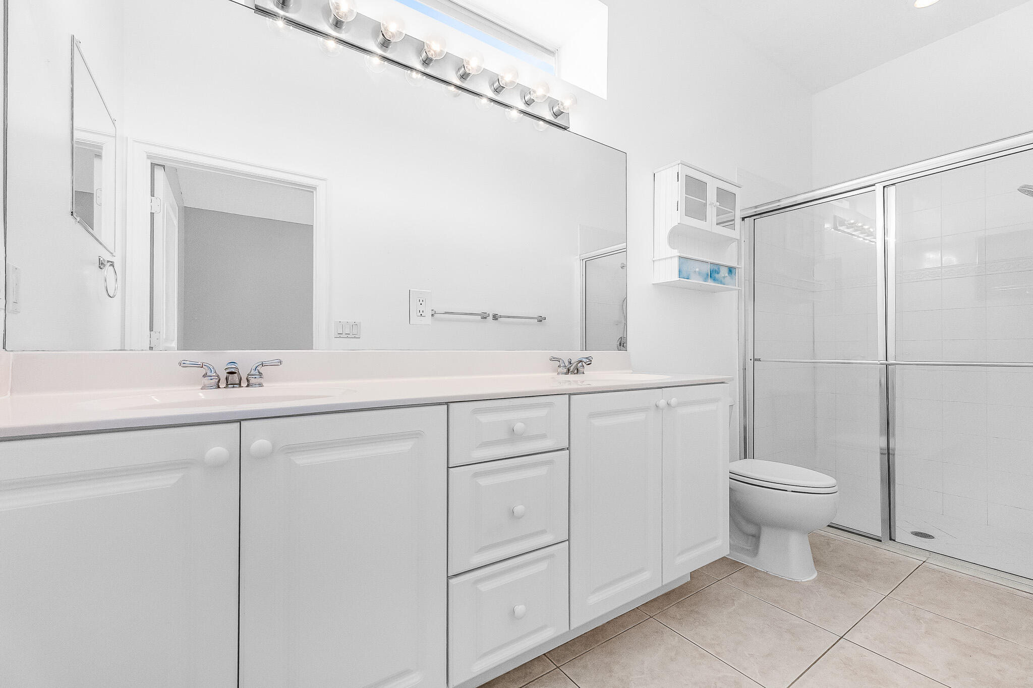 615 NE Canoe Park Circle, Port St. Lucie