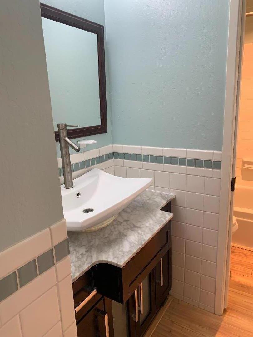 870 Park Avenue Unit: 217